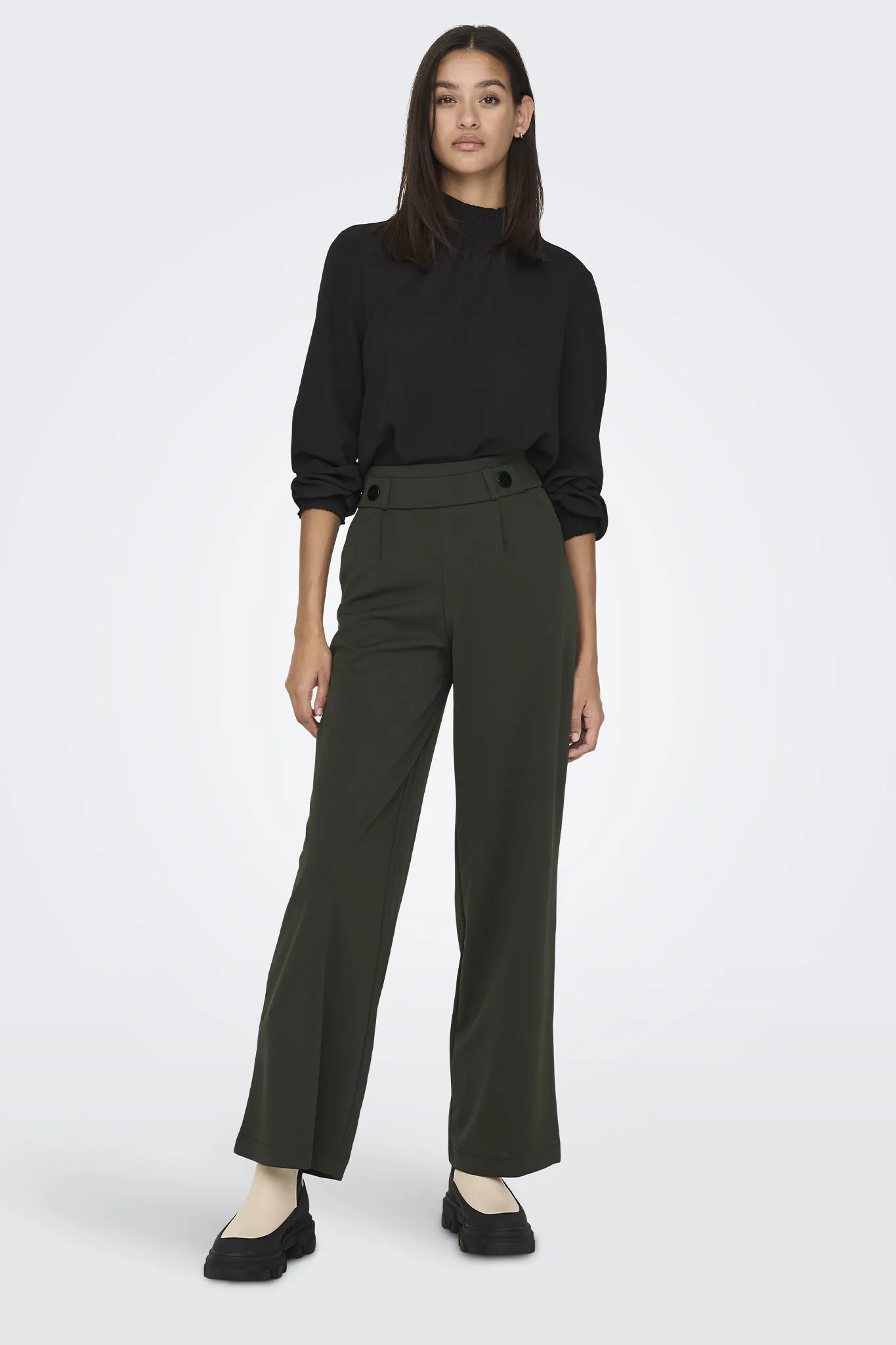 Geggo Peat Green Trousers Stain Release Finish