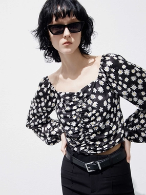 Cropped Flower Print Top Anti Static Finish Soft touch finish