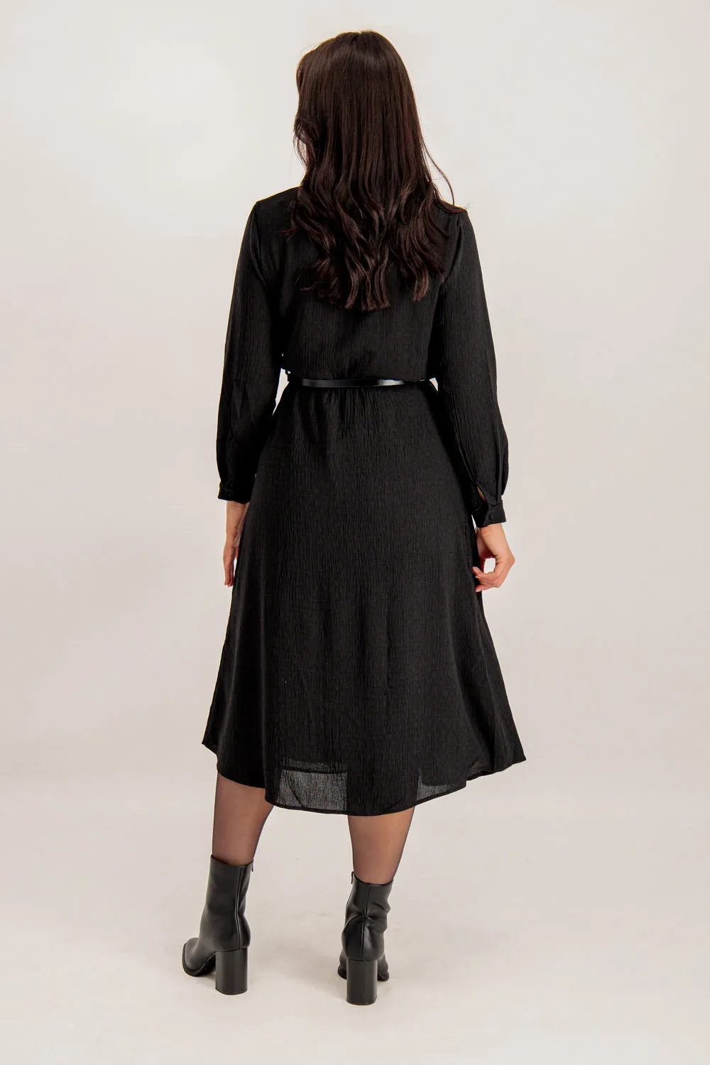 Casual Look Sophisticated Cut Gwen Black Belted Midi Dress