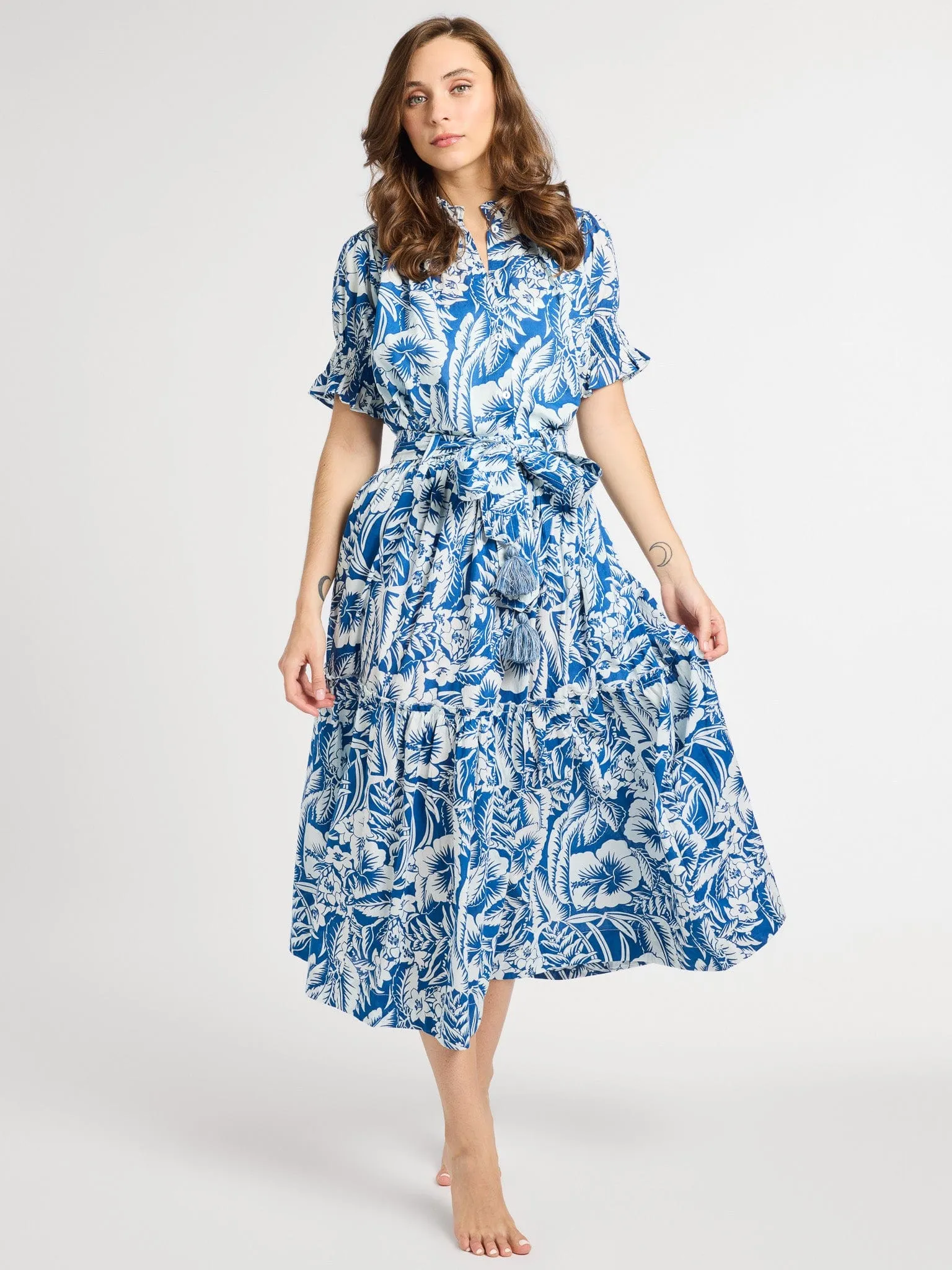 Moisture wicking Franc?oise Skirt in Blue Hibiscus