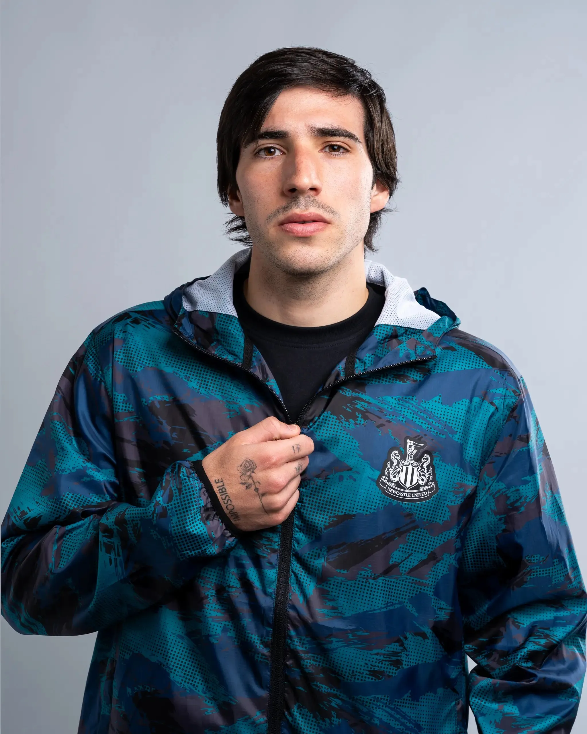Newcastle United Camo Poly Lightweight Shower Jacket Thermal Insulation Layer