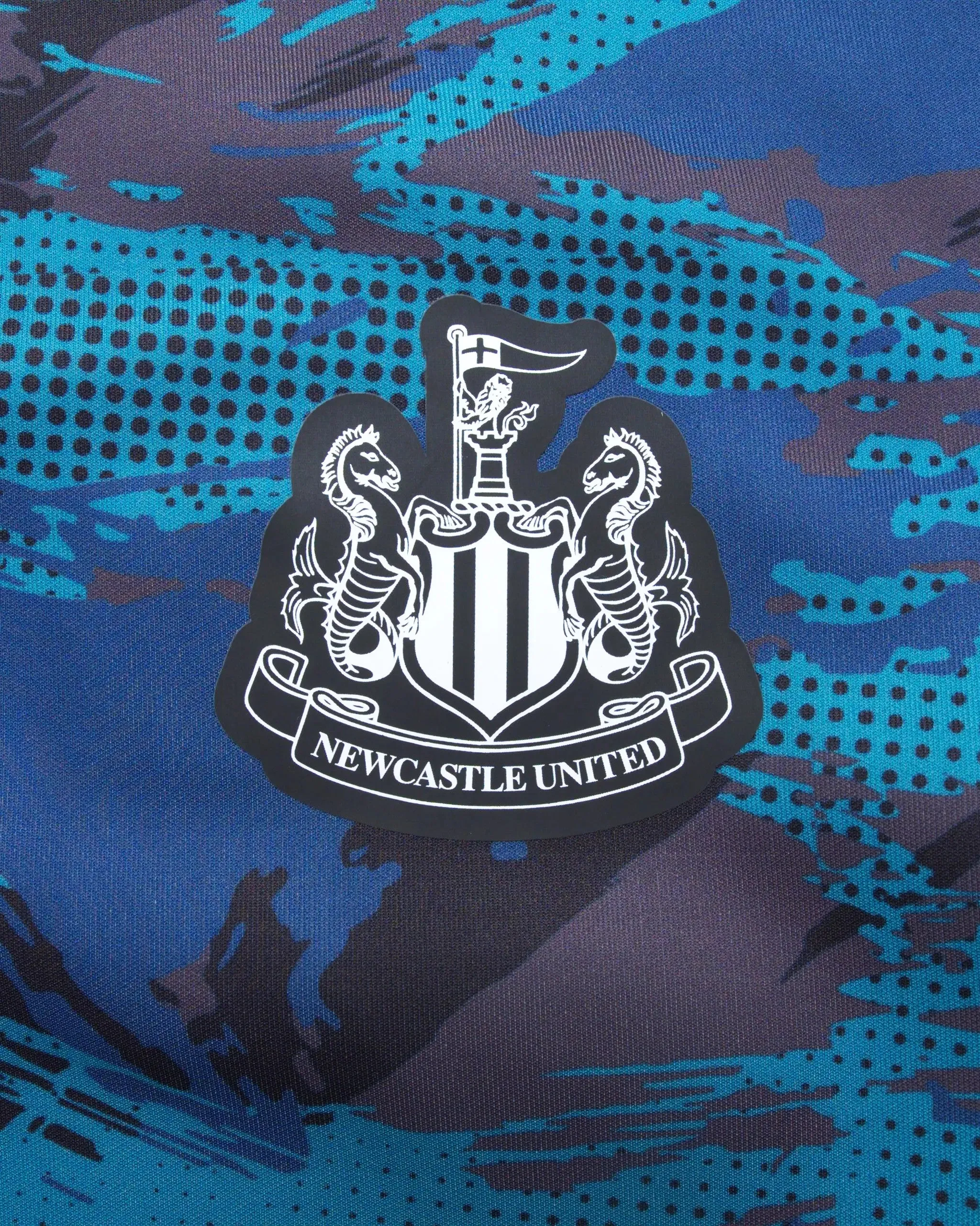 Newcastle United Camo Poly Lightweight Shower Jacket Non Restrictive Armholes