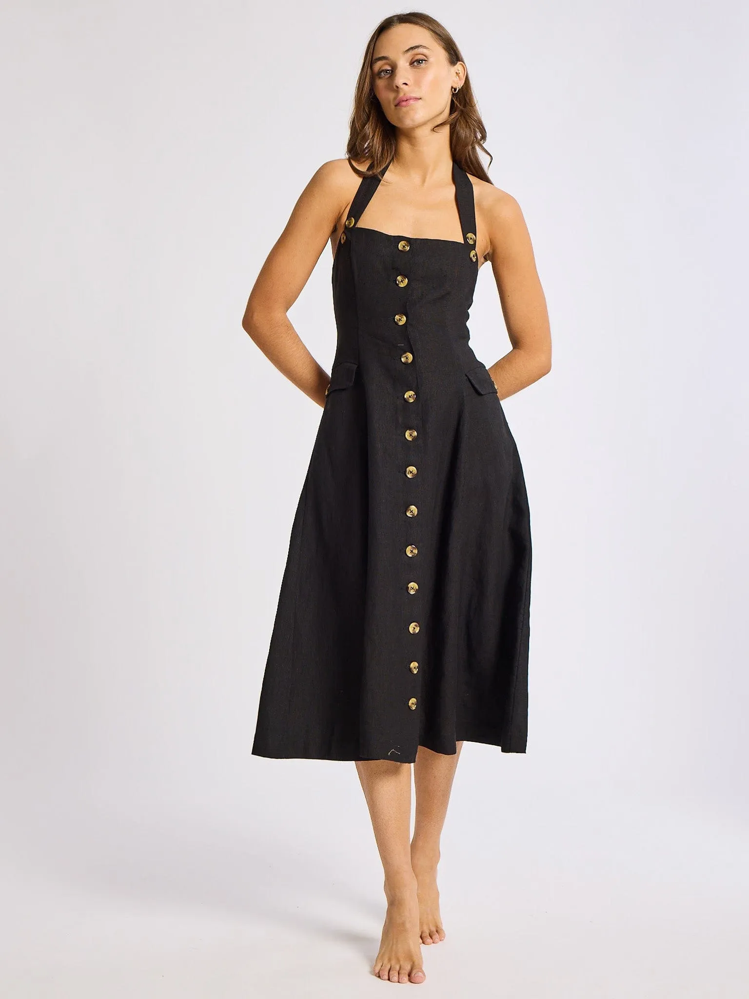 Smooth Blend Cool Elegance Isla Dress in Black Linen