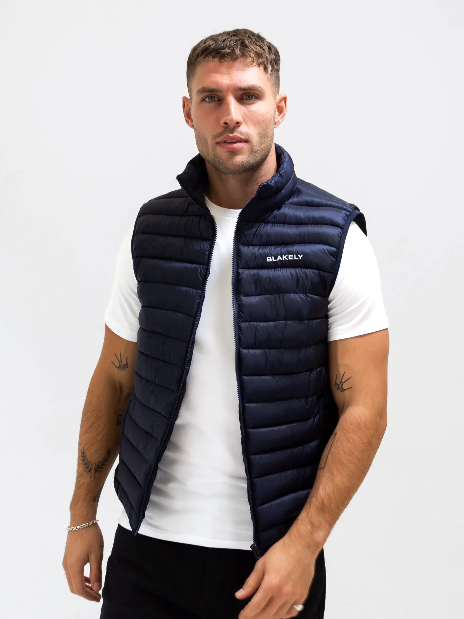 Ellis Lightweight Gilet - Navy Eco Friendly Dye Process