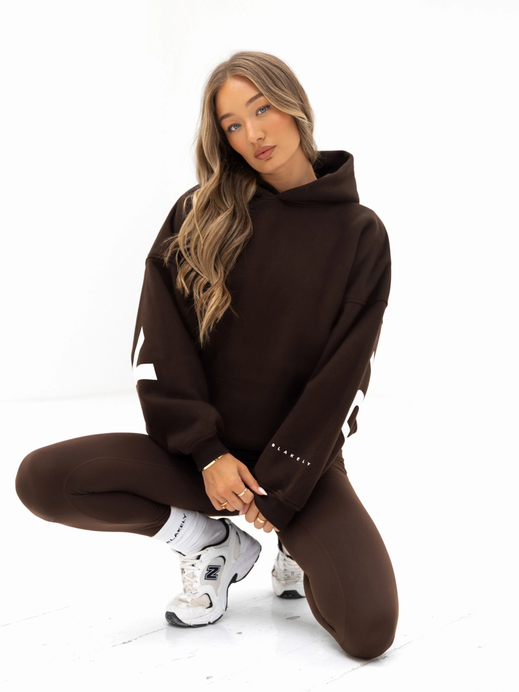 Isabel Oversized Hoodie - Coffee Bean Knit texture senior option