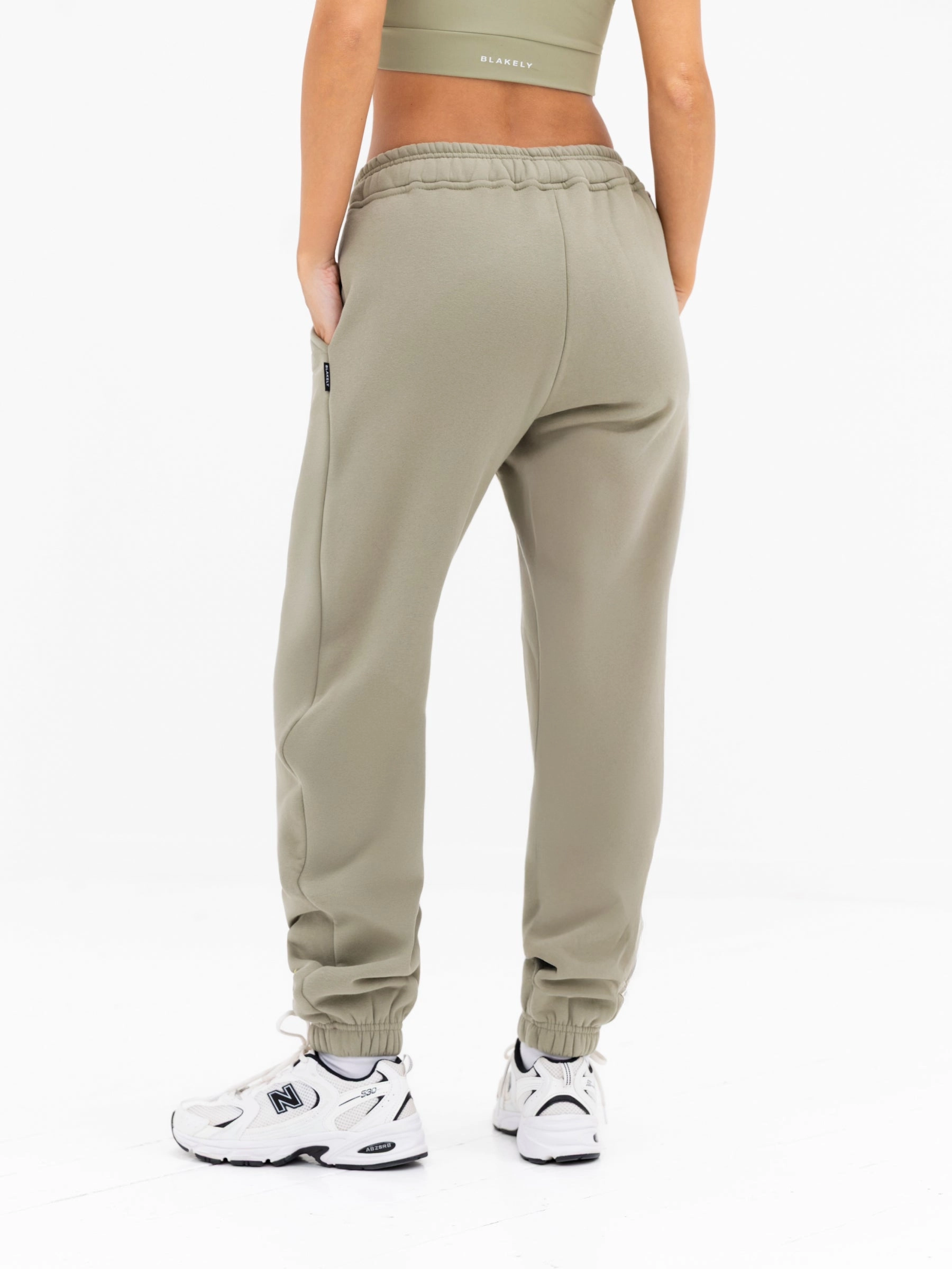 Isabel Sweatpants - Olive Comfort Flex Quick Dry Technology