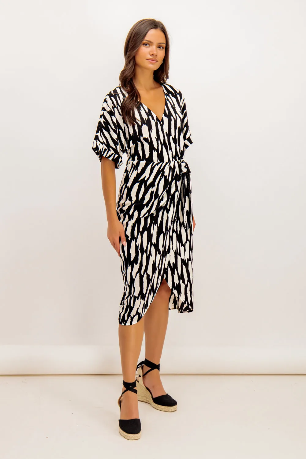 Perfectly Fitted Elegant Look Laya Black & White Printed Midi Dress