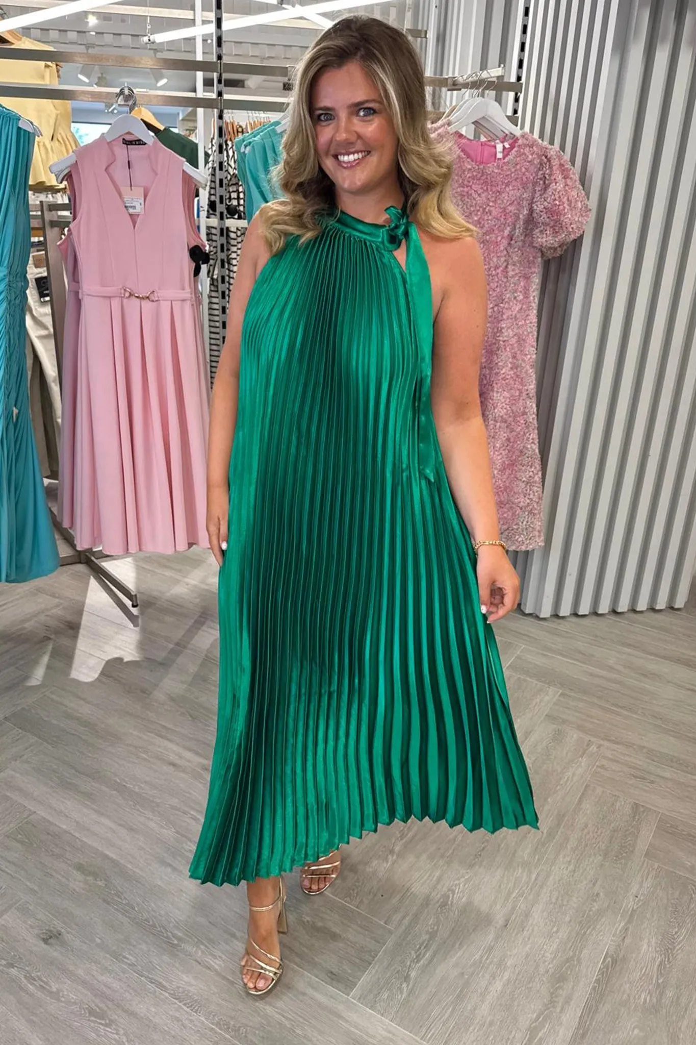 and Effortless fit dress. Mila Green Pleated Halterneck Dress