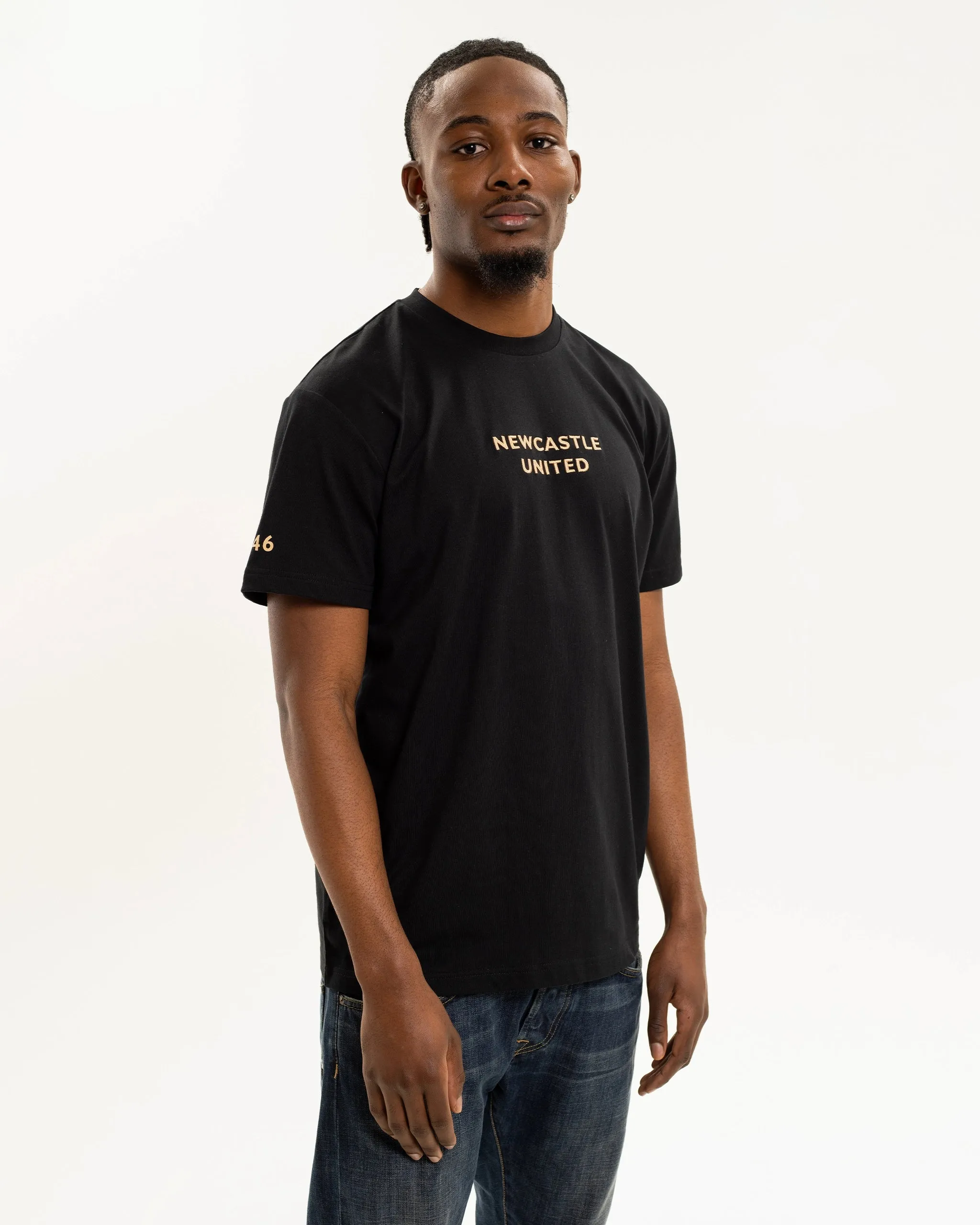 Stretchable Weave V neck Newcastle United 1946 Programme Collection T-Shirt
