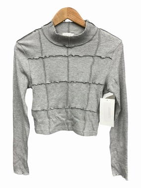 Tagless Labeling SweatWicking Fabric Top Long Sleeve By Paper Crane  Size: M