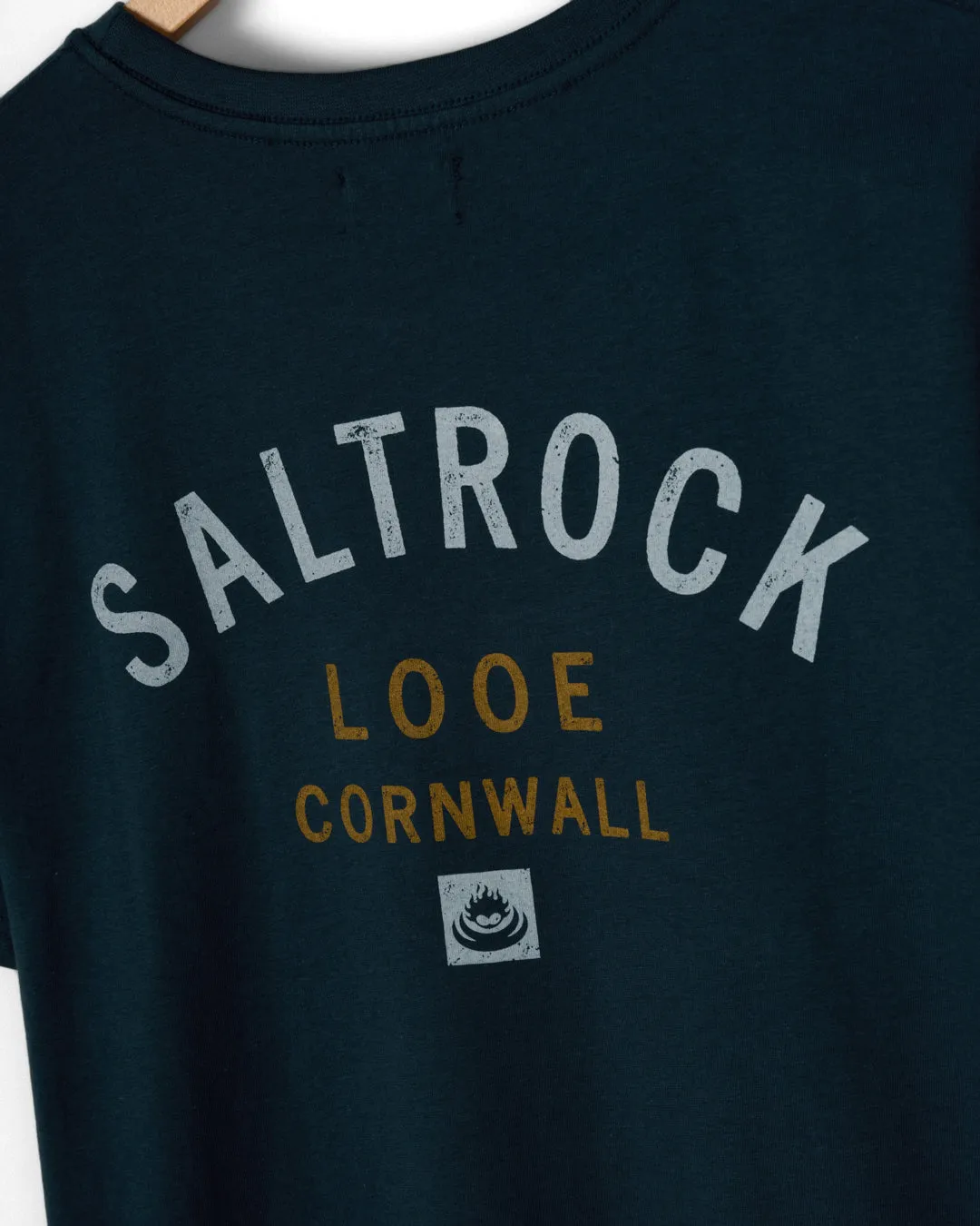 Effortless Wearable MinimalistStitching Location Looe - Mens T-Shirt - Blue
