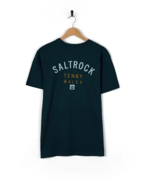 Location Tenby - Mens T-Shirt - Blue Light Flex Comfy Pieces
