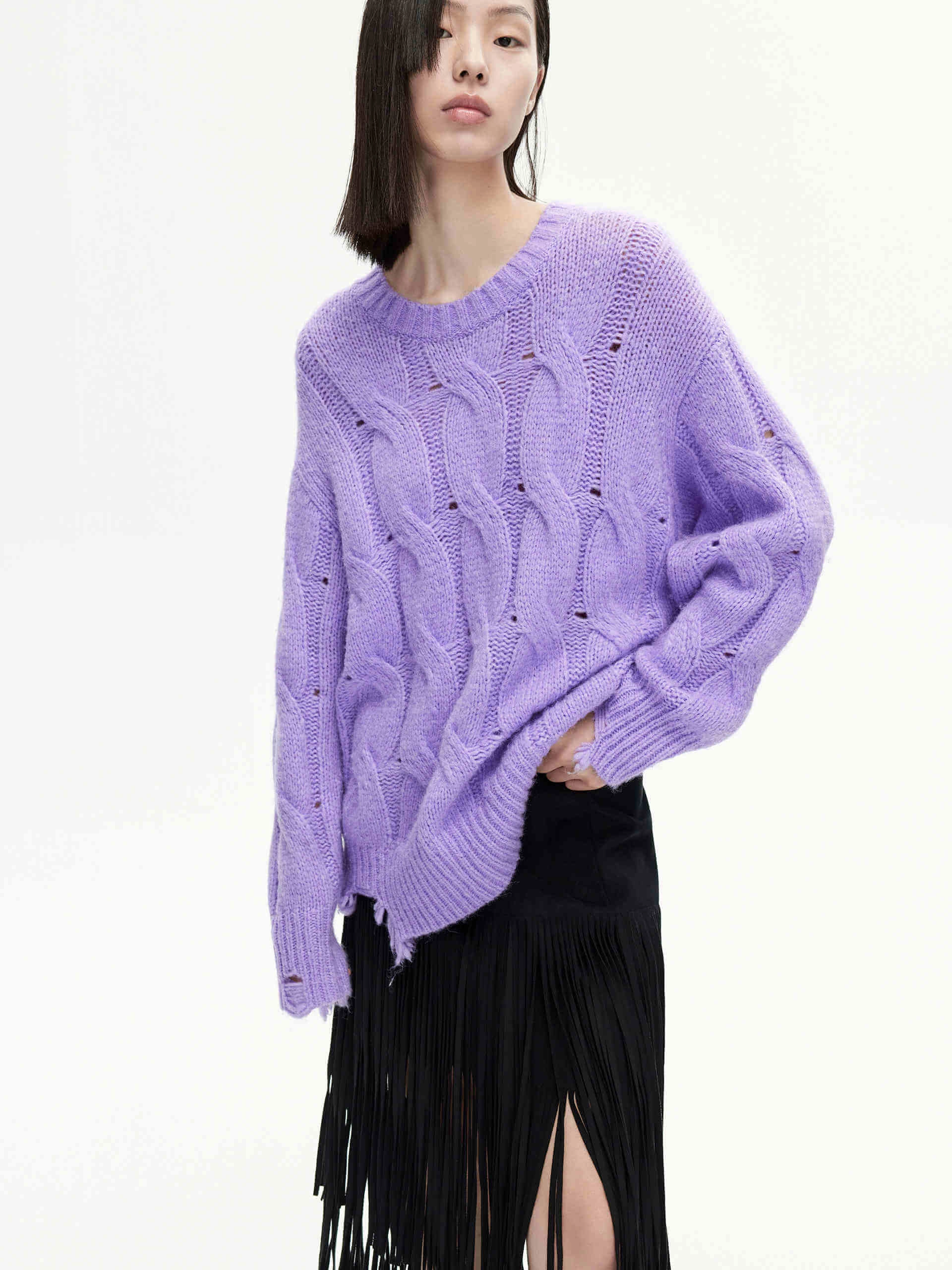 Loose Distressed Sweater Dynamic Fit System