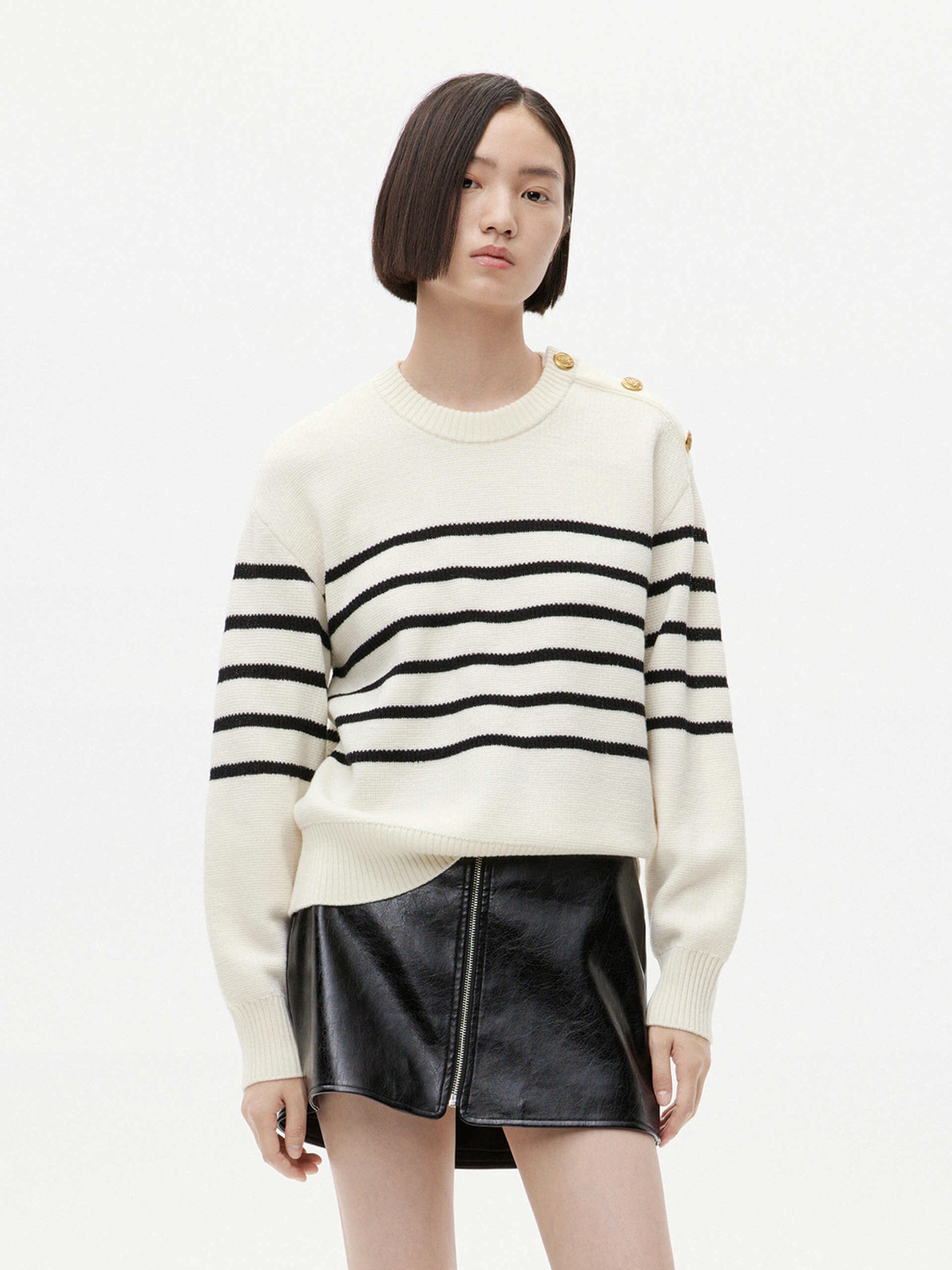 Flatlock stitching Lightweight Knit Loose Fit Wool Sweater