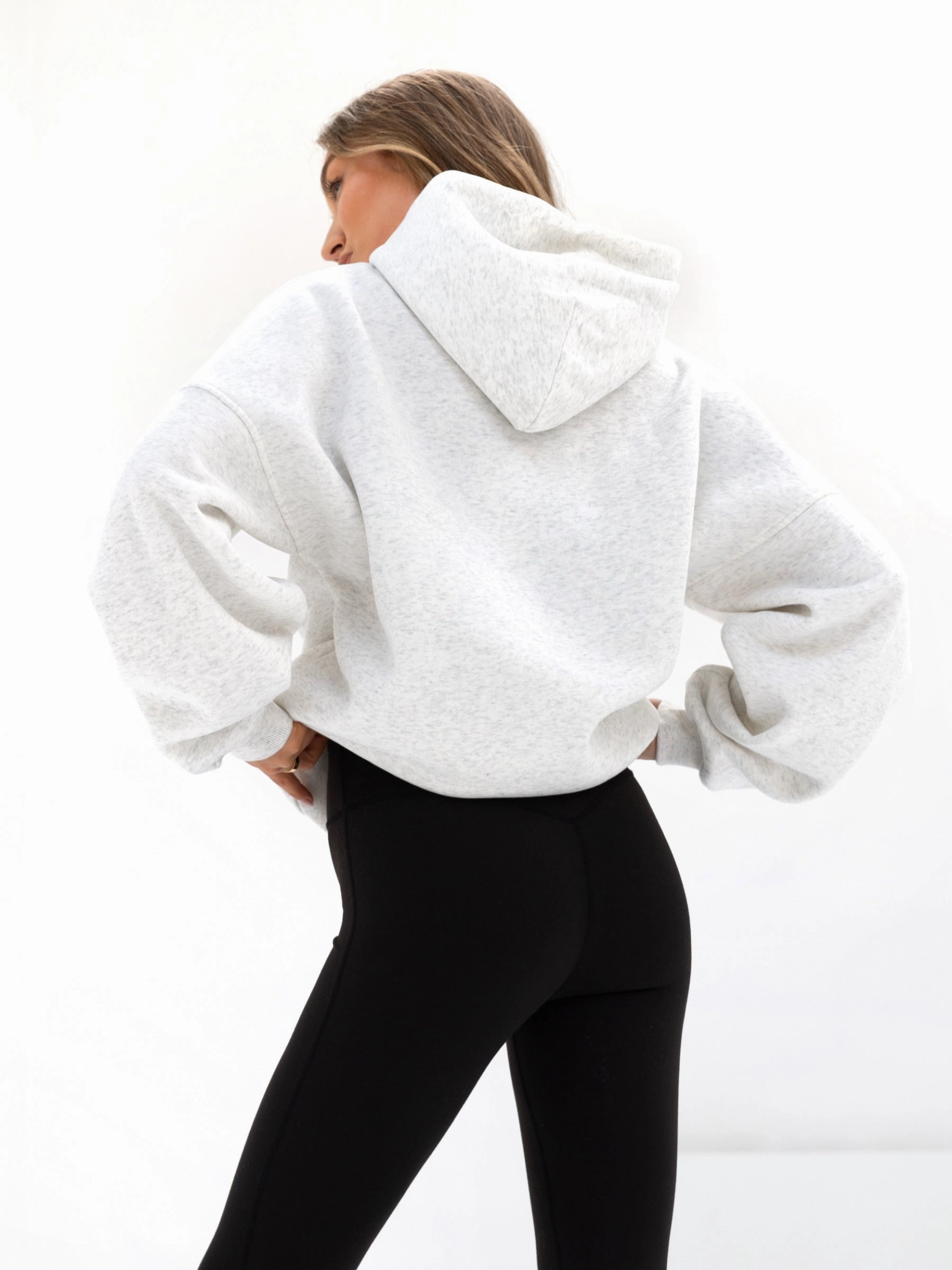 Versatile Clothing Yak like Melrose Oversized Hoodie - Marl White