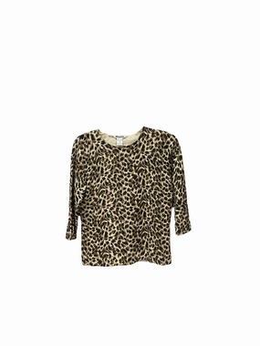 Lightweight pullover Microfiber texture Top 3/4 Sleeve By Clothes Mentor In Animal Print, Size: M