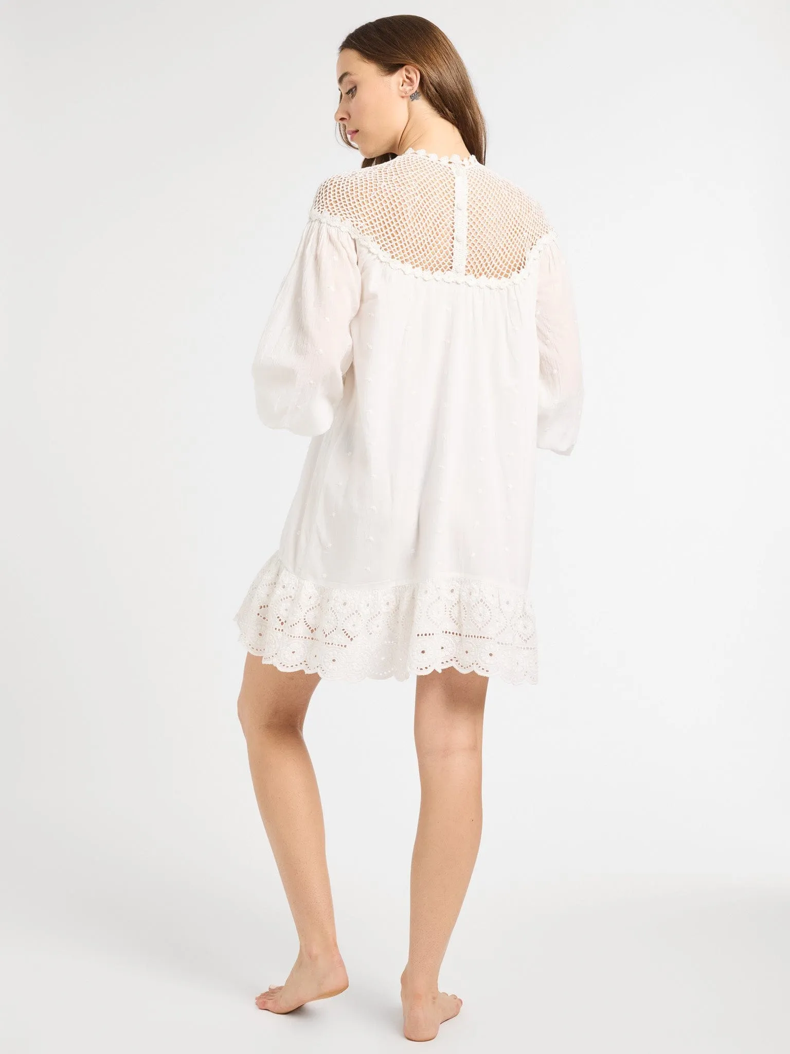 Night Out museum visit Mirella Crochet Dress in White