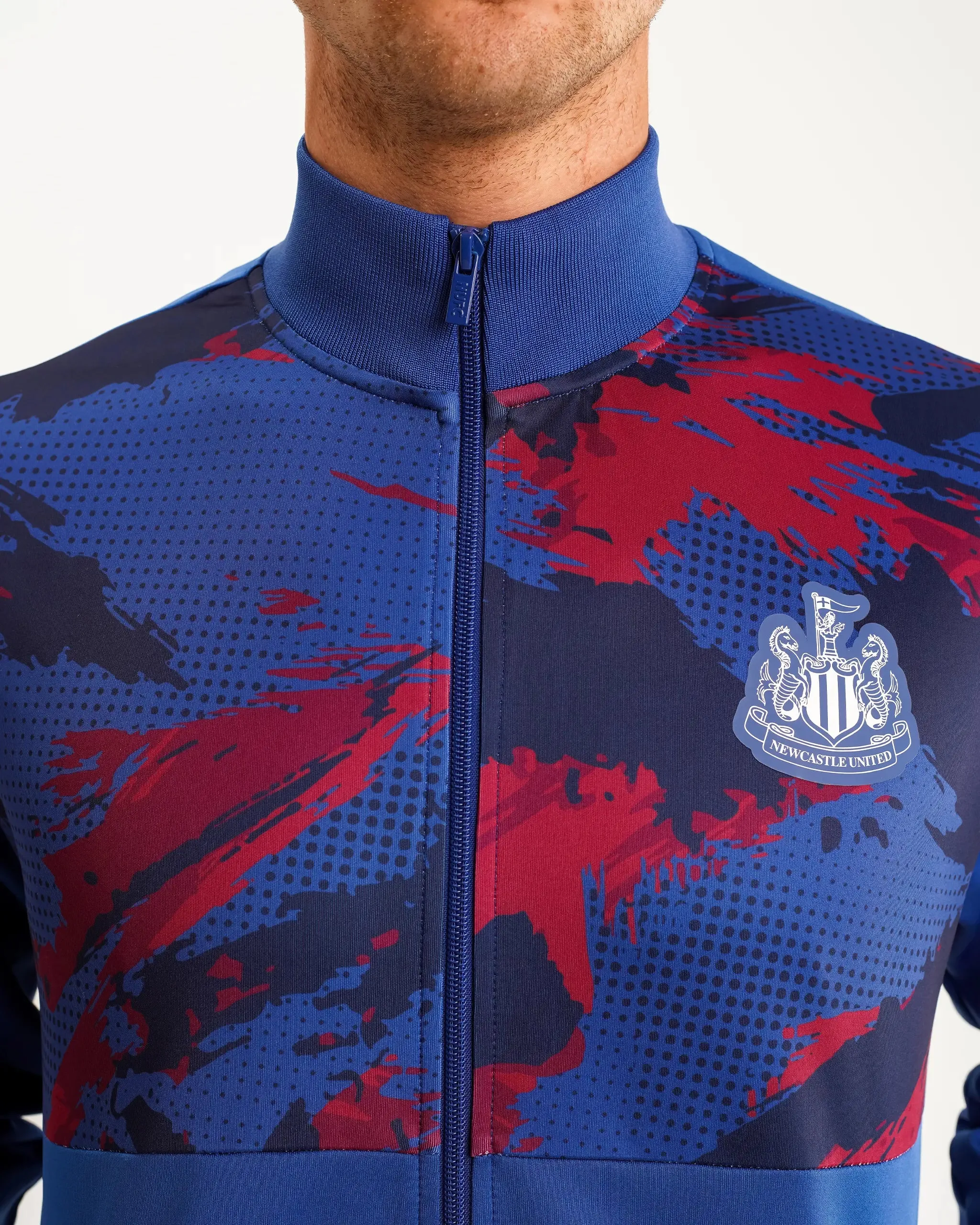 Snuggly Pieces Knit Perfection Newcastle United Men's Navy Camo Poly Track Top