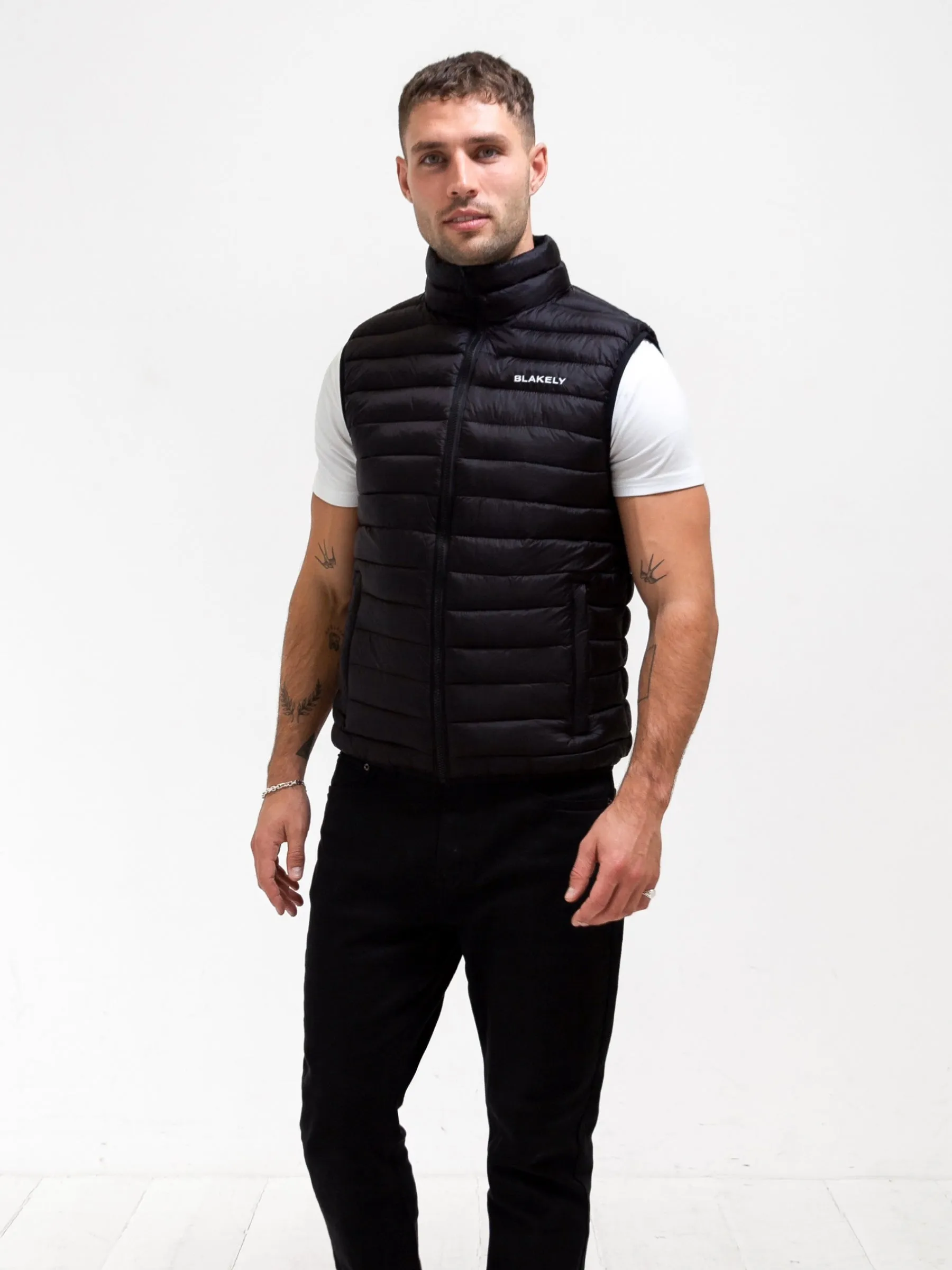 SeamSealed Edges Hollow Fiber Fill Ellis Lightweight Gilet - Black