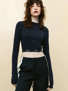 Cropped Tight Long Sleeves Top Smooth Texture