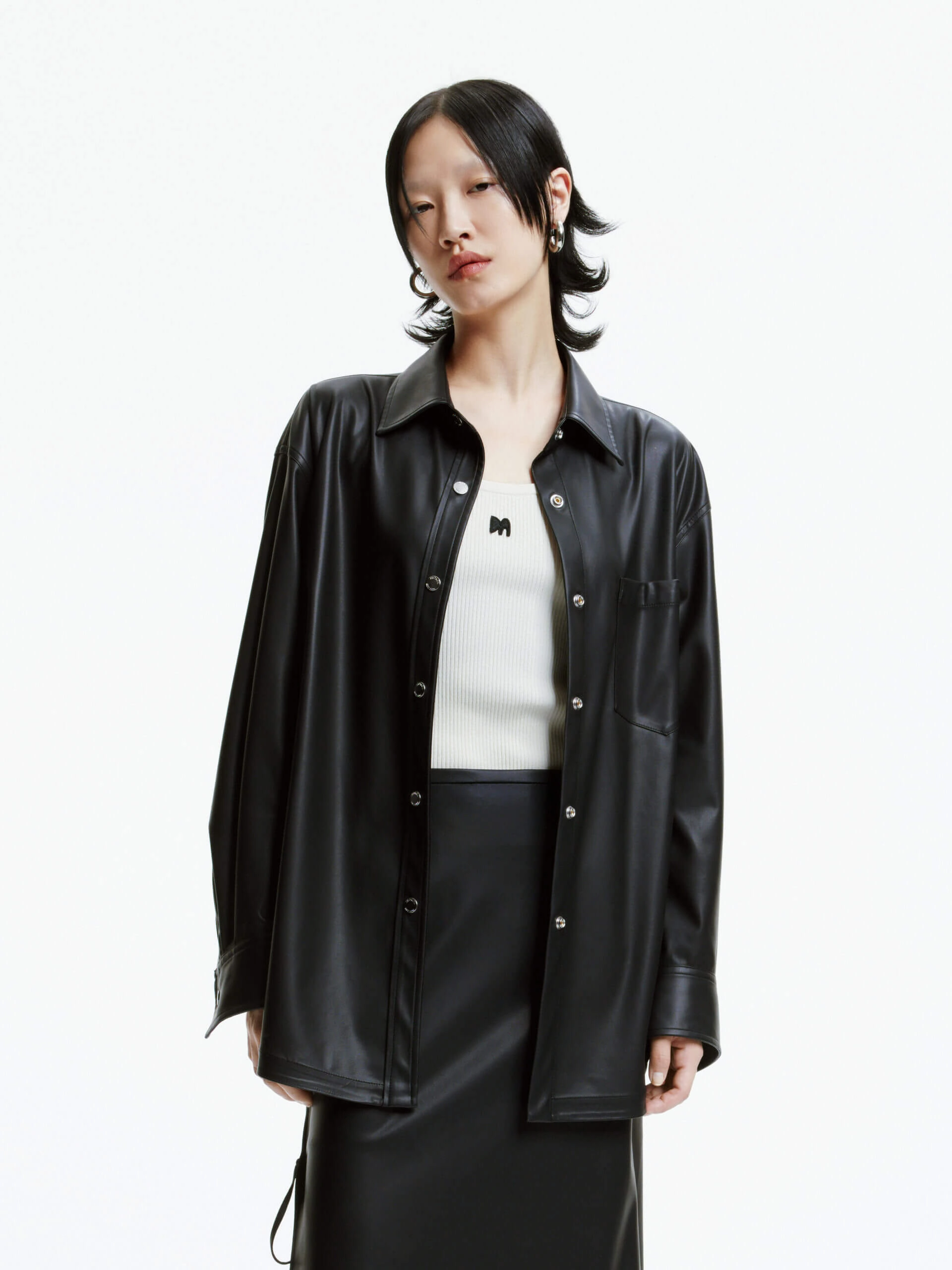 Tagless Design Anti Odor Technology Protein Leather Classic Shirt