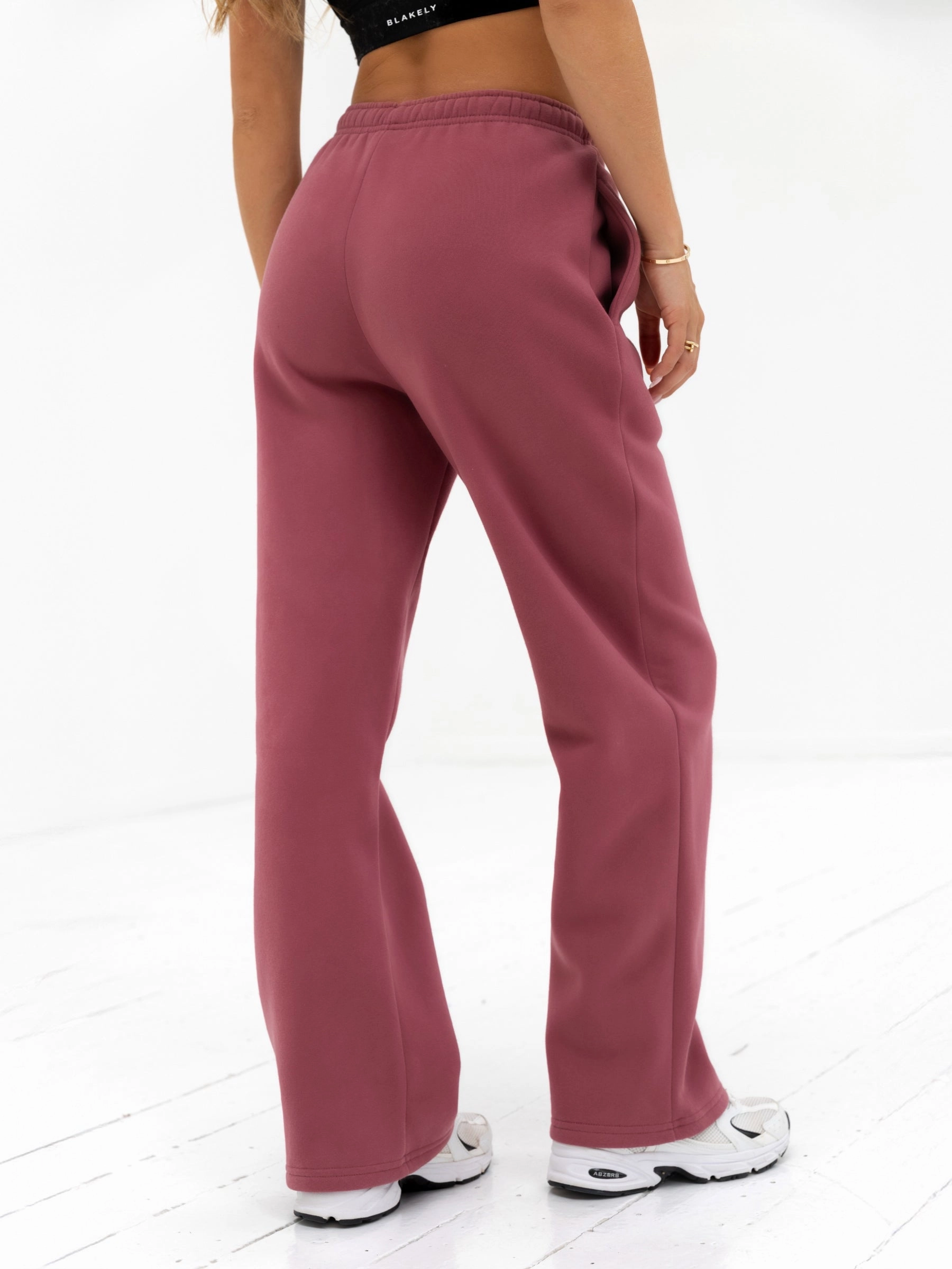Amelie Wide Leg Sweatpants - Dark Pink Wrinkle Resistant Finish