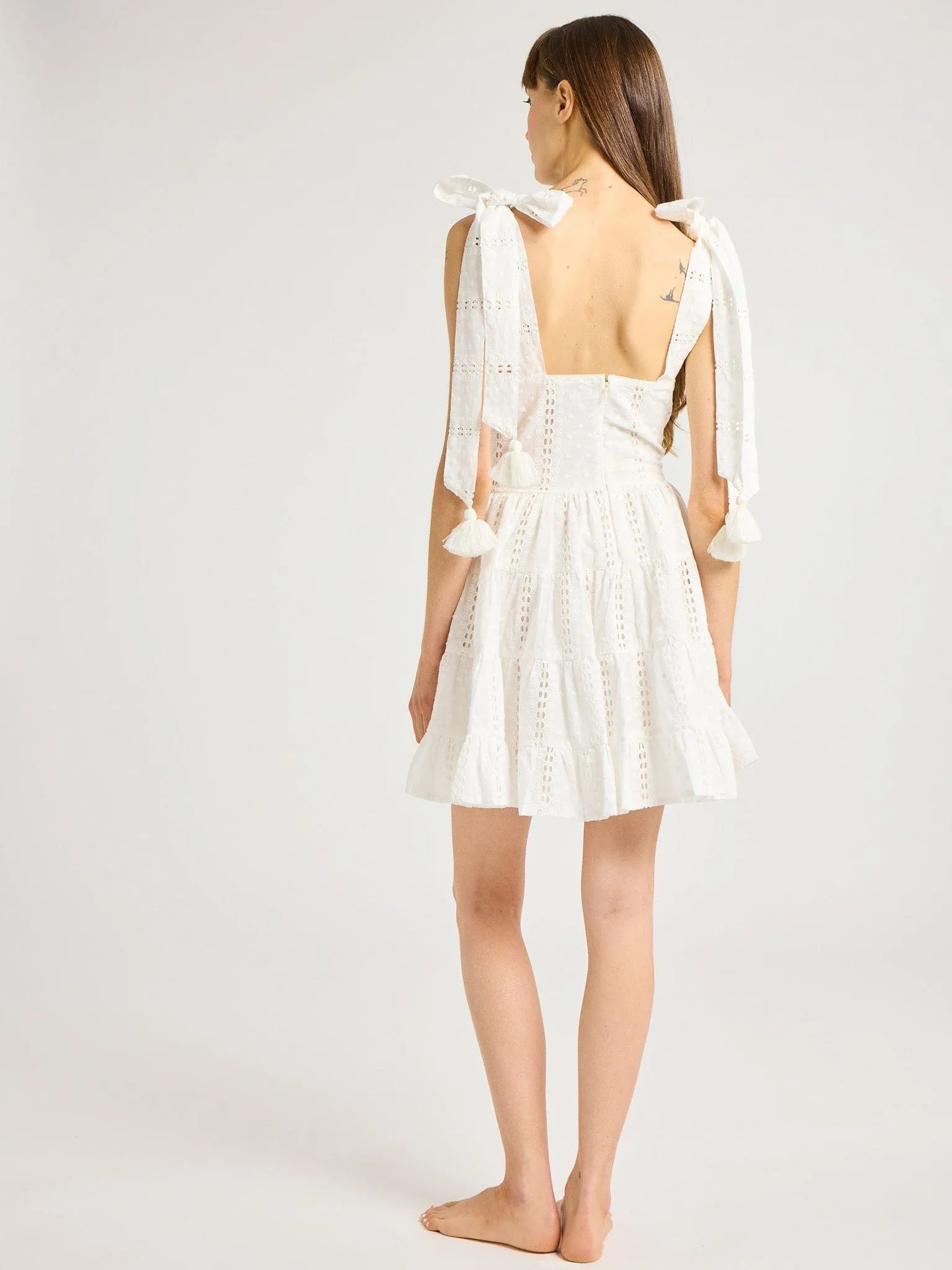 Soft Flow Perfect Proportion Molly Dress in White Eyelet