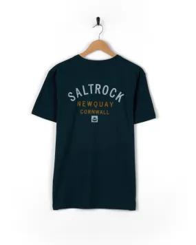 Location Newquay - Mens T-Shirt - Blue Simple and Relaxed