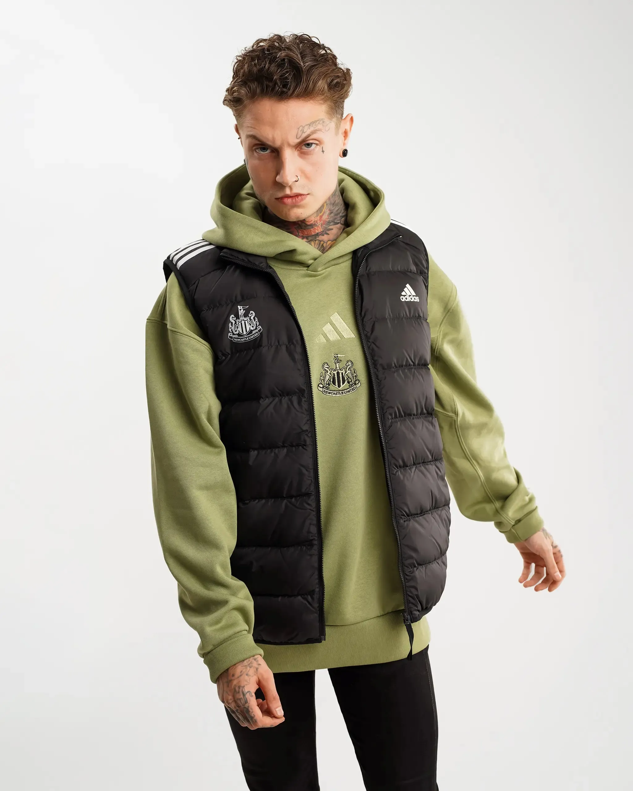 Newcastle United adidas Men's Essentials 3S Light Down Vest Balanced Insulation
