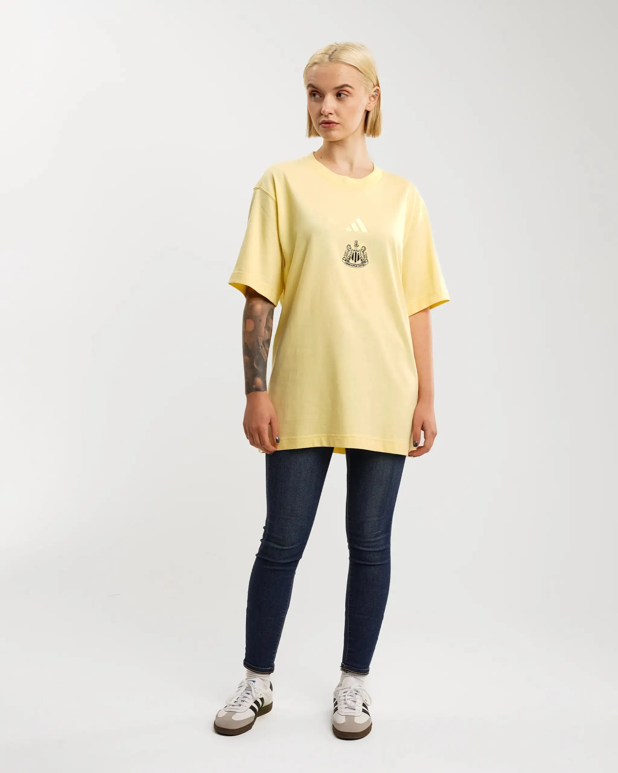 Layered Collar Structure Urban Comfort Newcastle United adidas Women's All SZN Yellow Loose Tee