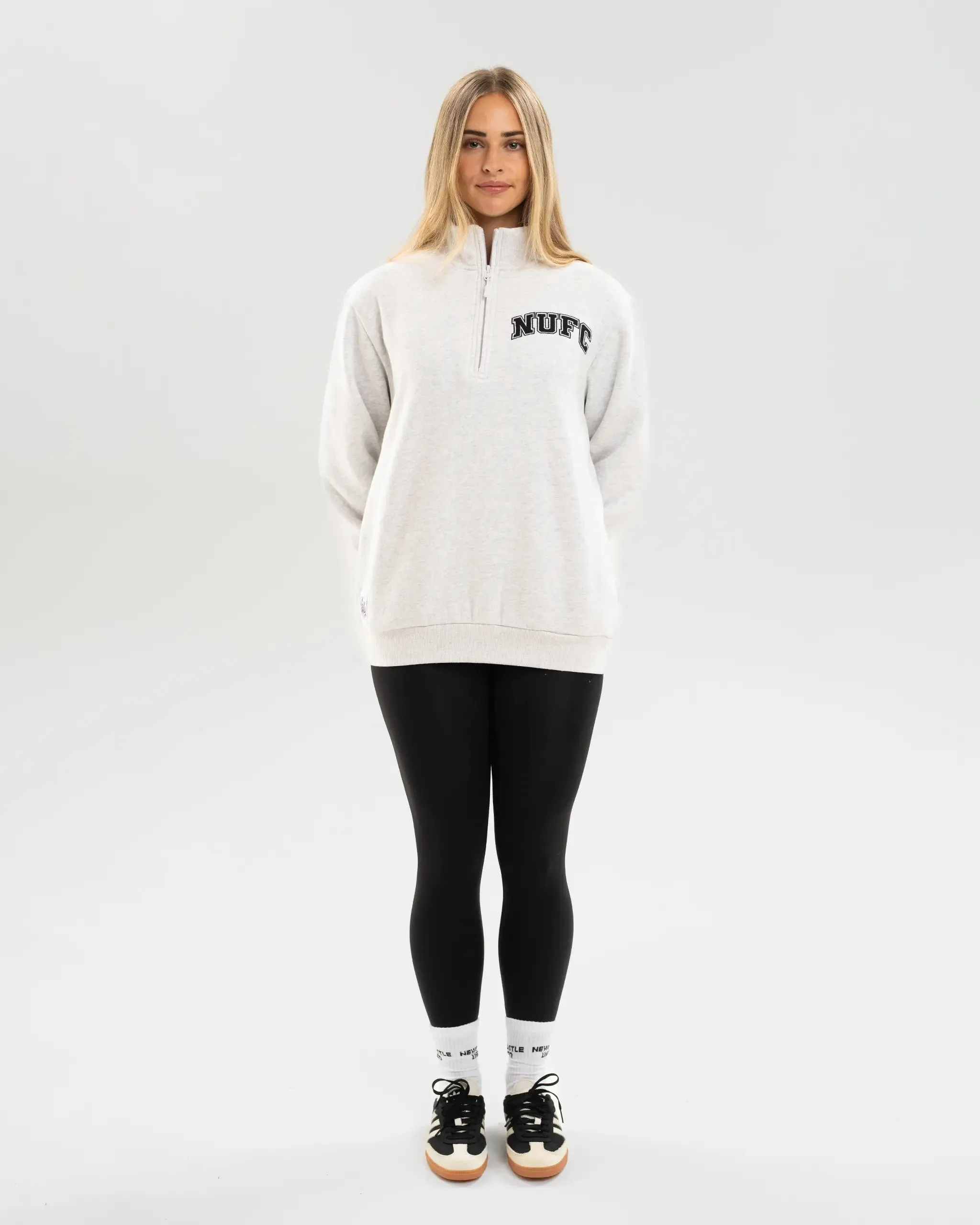 Lattice Stitch Pattern Lightweight Design Newcastle United Adults NUFC Quarter Zip Sweatshirt