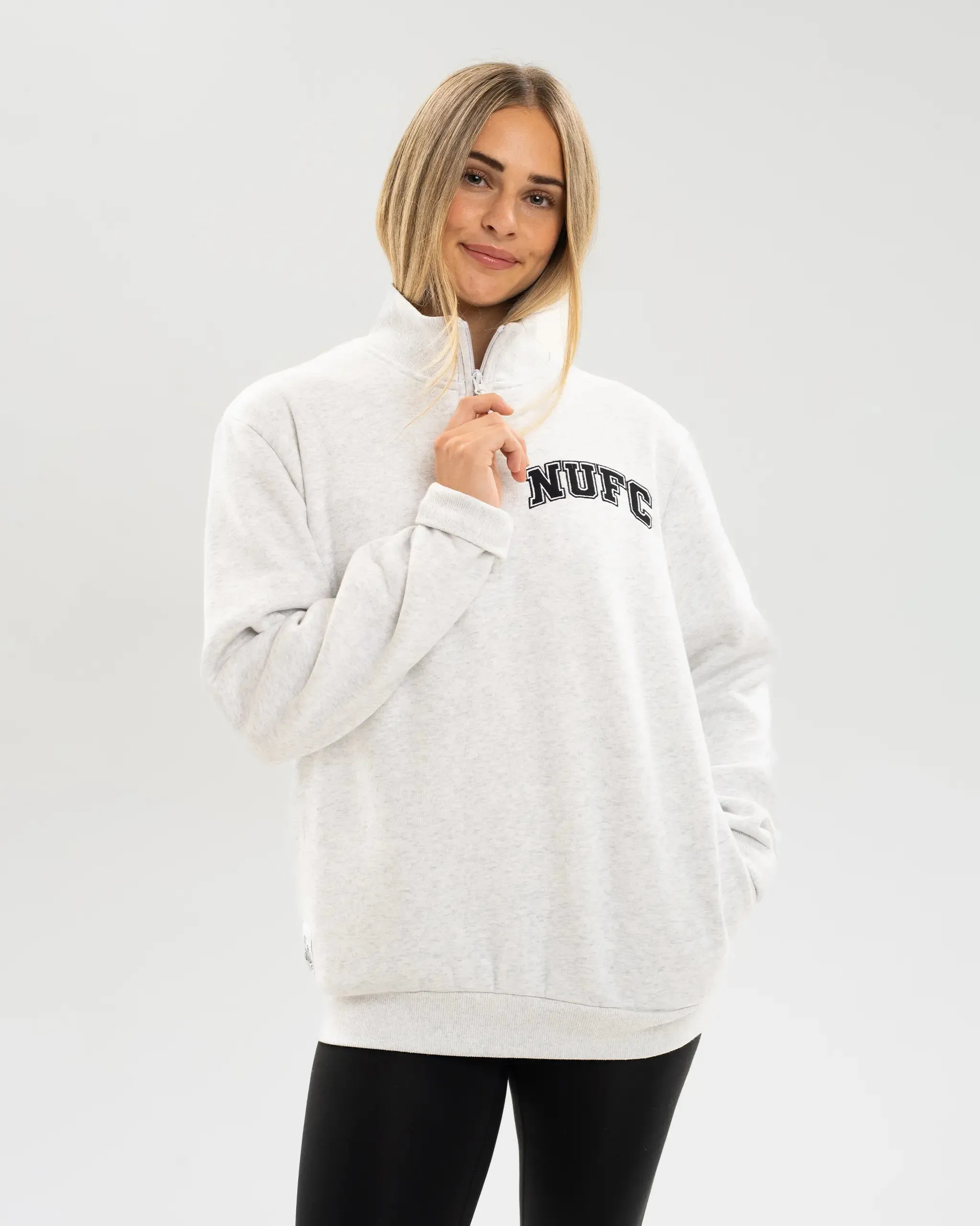 Effortless Layering Breathable Wear Fit Newcastle United Adults NUFC Quarter Zip Sweatshirt