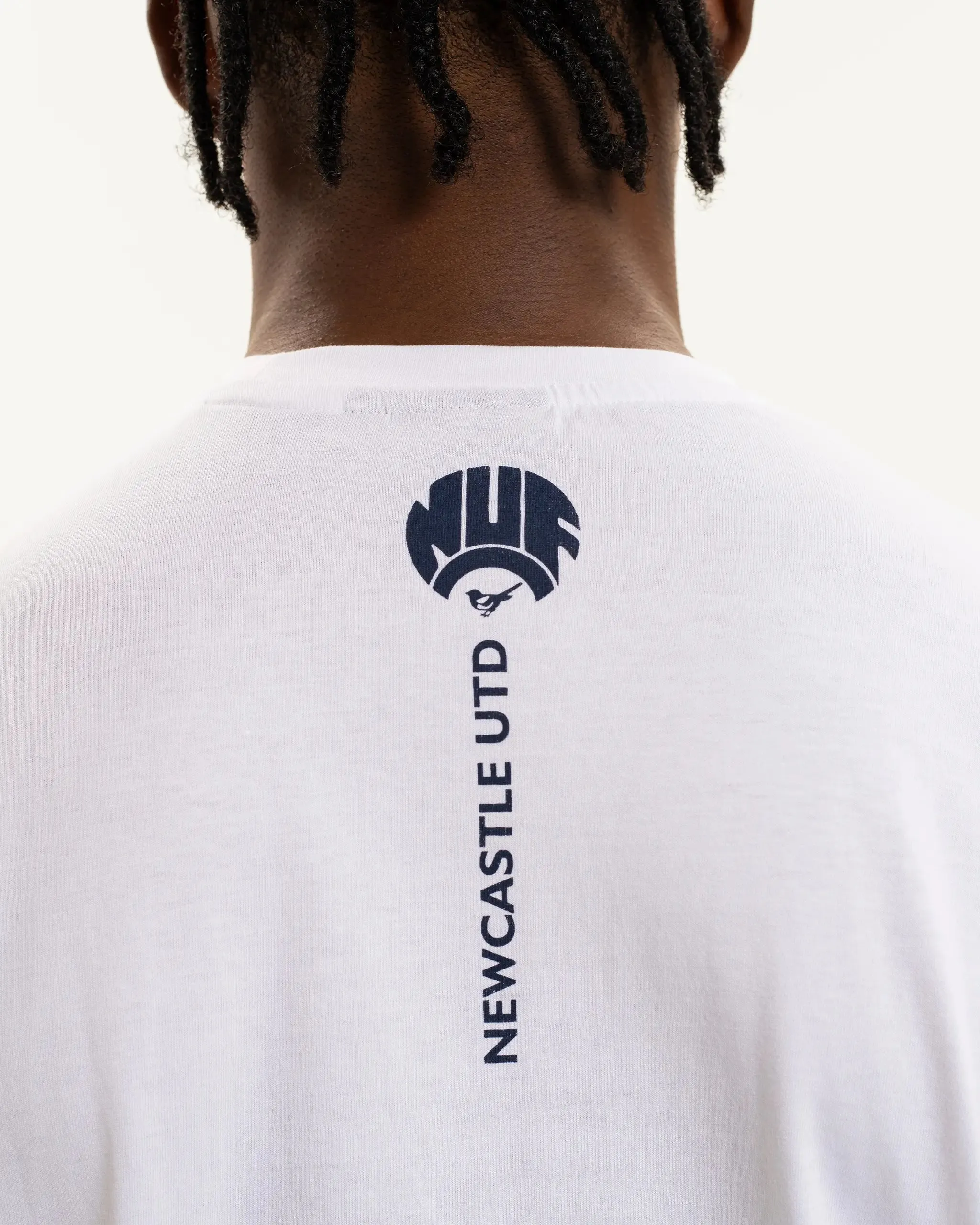 Breathable Fit Wear Soft Cotton Feel Newcastle United Men's Blue Retro Crest T-Shirt