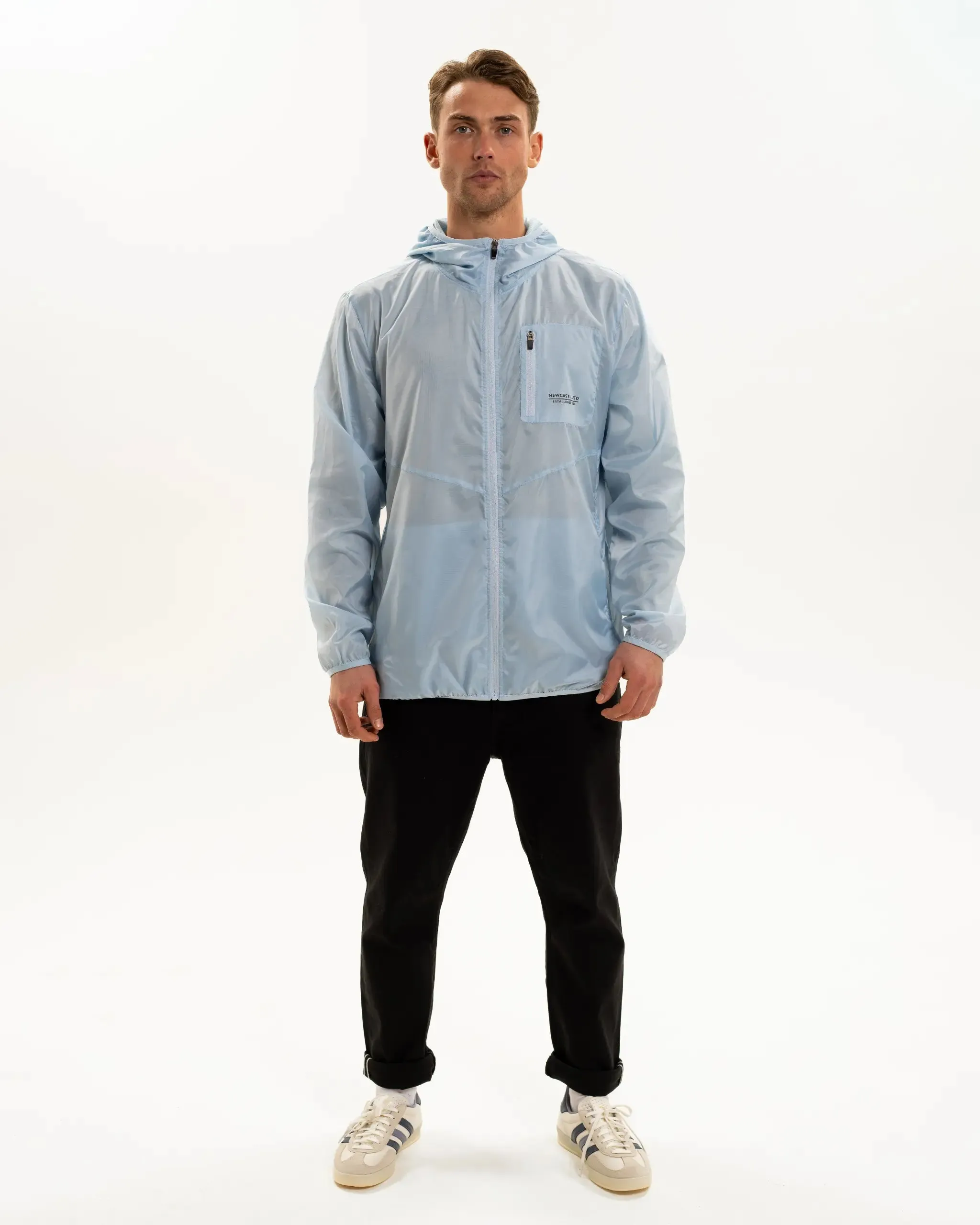 Seamless Edge Finishing NonRestrictive Cut Newcastle United Men's Lightweight Light Blue Hooded Jacket