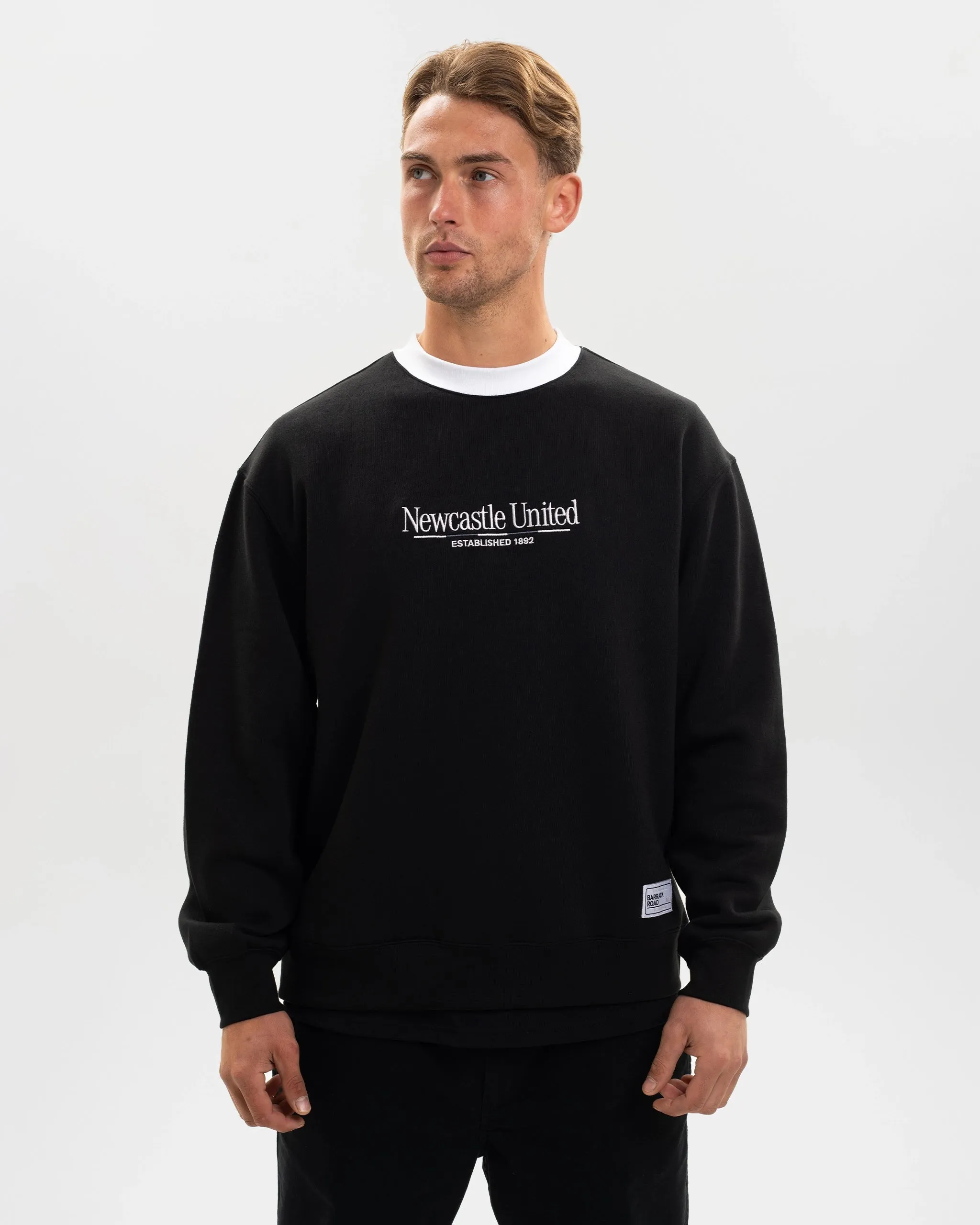 Newcastle United St. James' Park Black Graphic Sweater Everyday Fit Seasonal Must-Have