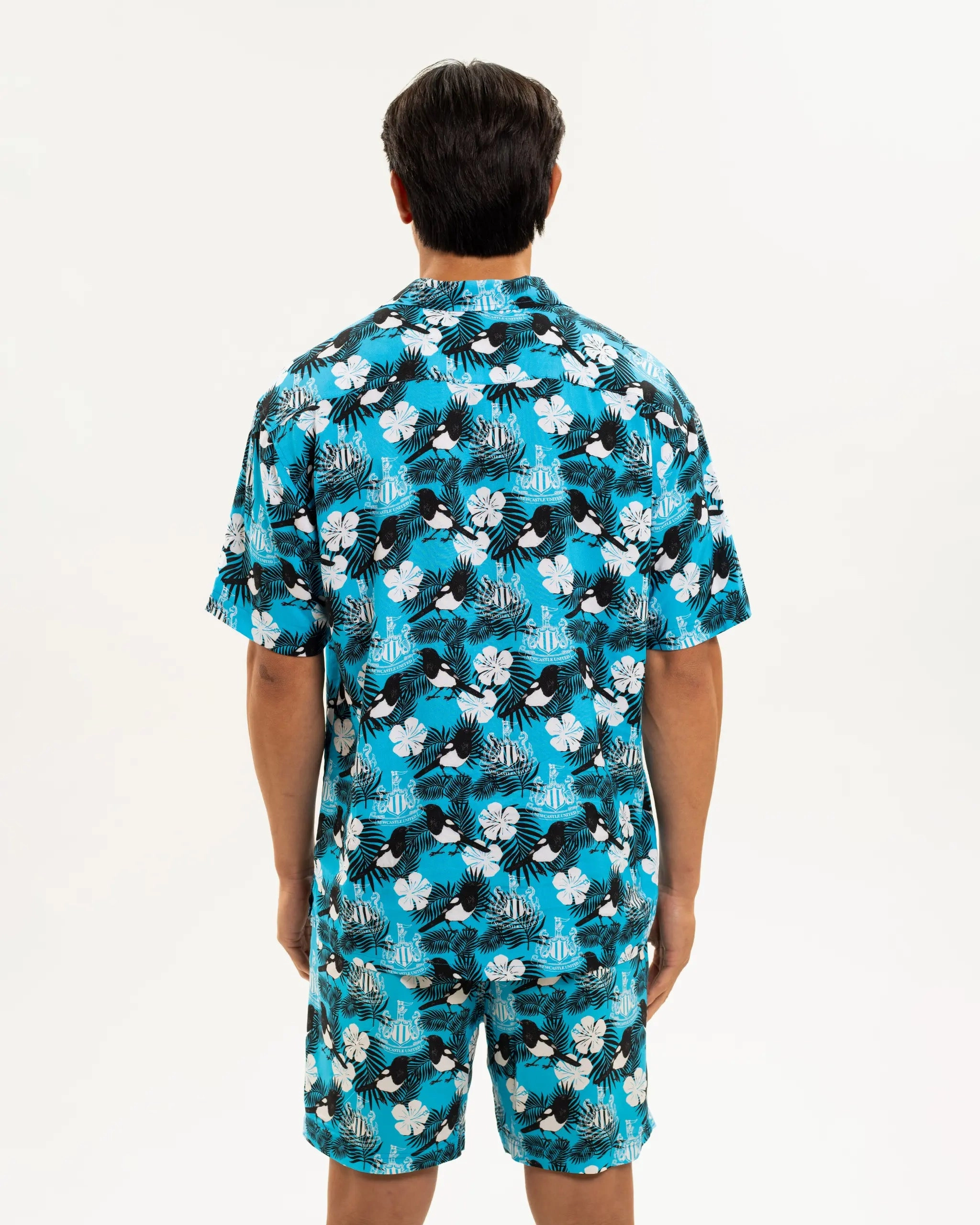 Perfect Comfort Relaxed Comfort Newcastle United Men's Blue Magpie Holiday Shirt