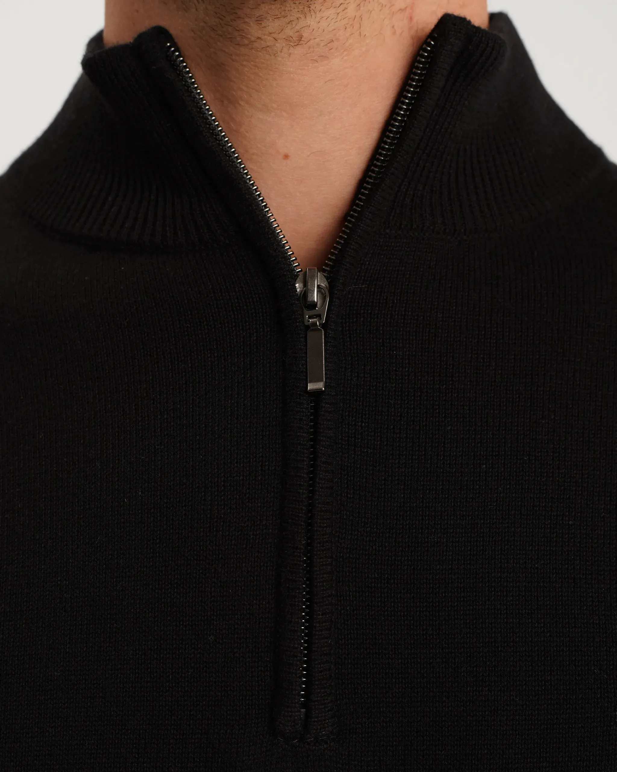 Biodegradable Fiber Options Casual Comfort Layer Newcastle United Men's Black Cotton Half Zip Knitted Sweater