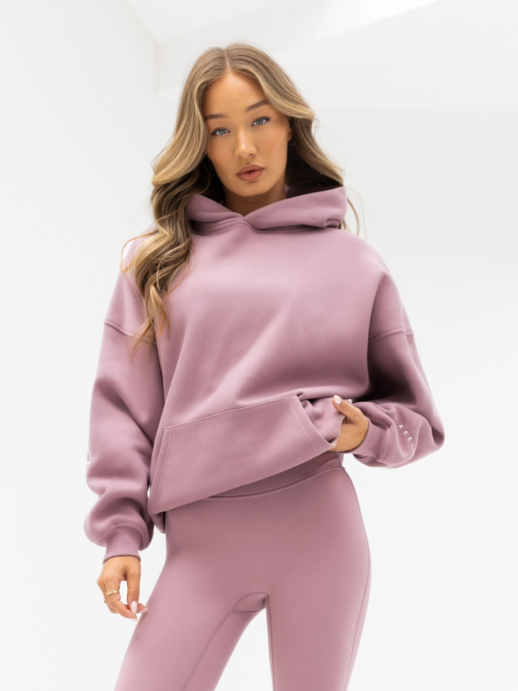 Urban Day Low Impact Processing Outline Isabel Oversized Hoodie - Dusty Pink