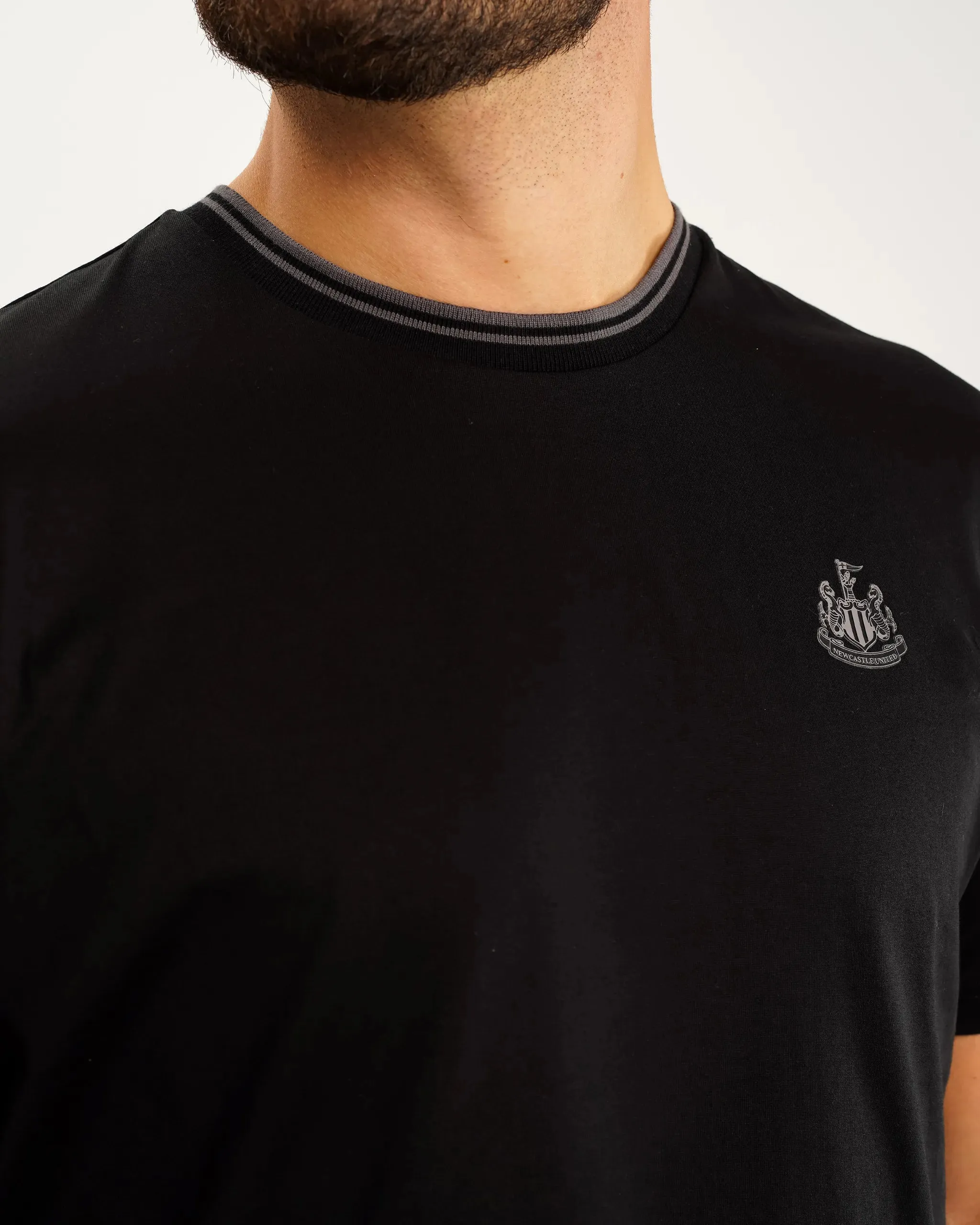 Slim Silhouette Newcastle United Men's Black Label Black T-Shirt
