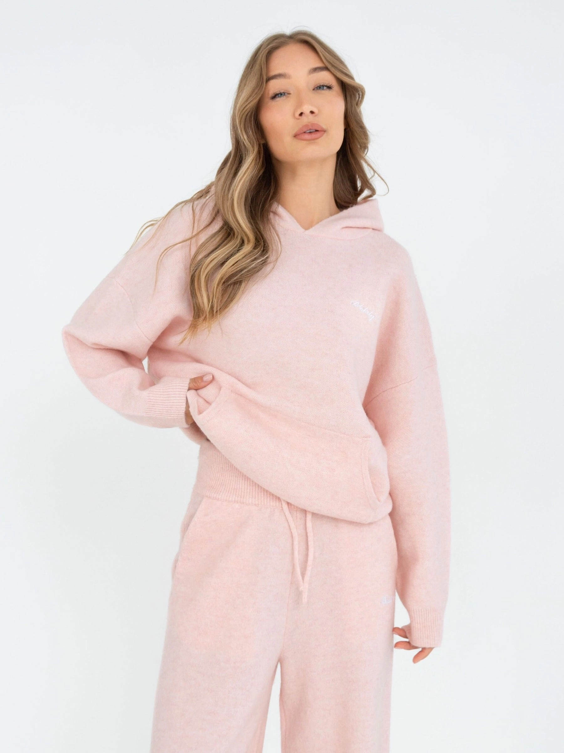 Oversized Knitted Hoodie - Marshmallow Pink Stylish Cozy Motion