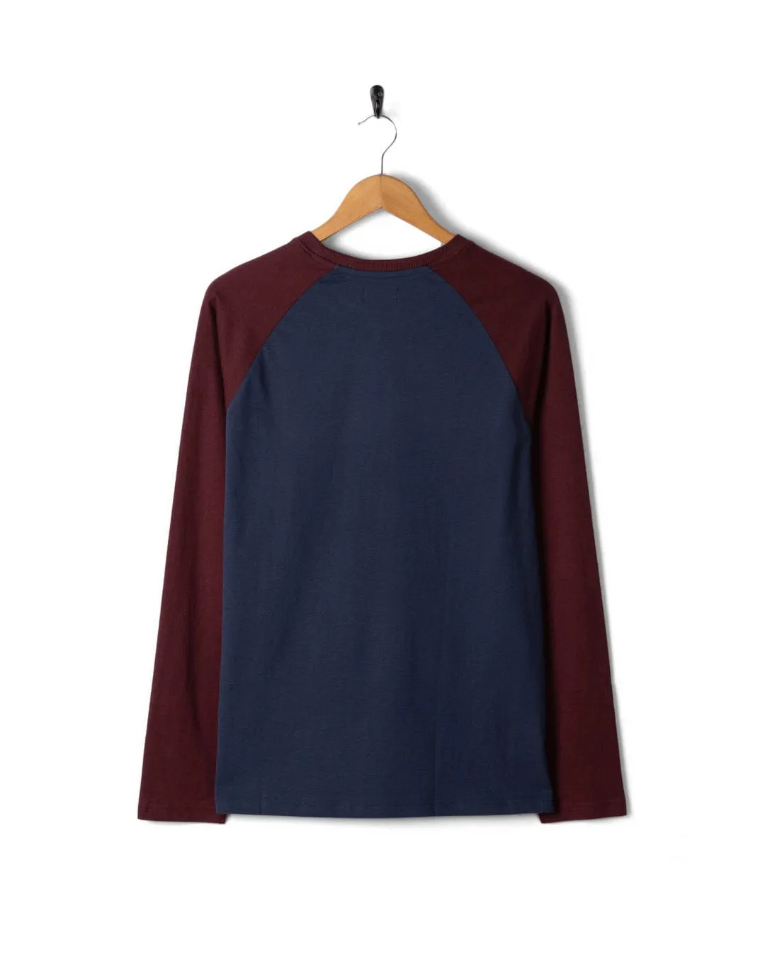 Fuzz Free Surface Casual and Soft Pitcher Embroidery - Mens Raglan Long Sleeve T-Shirt - Dark Purple