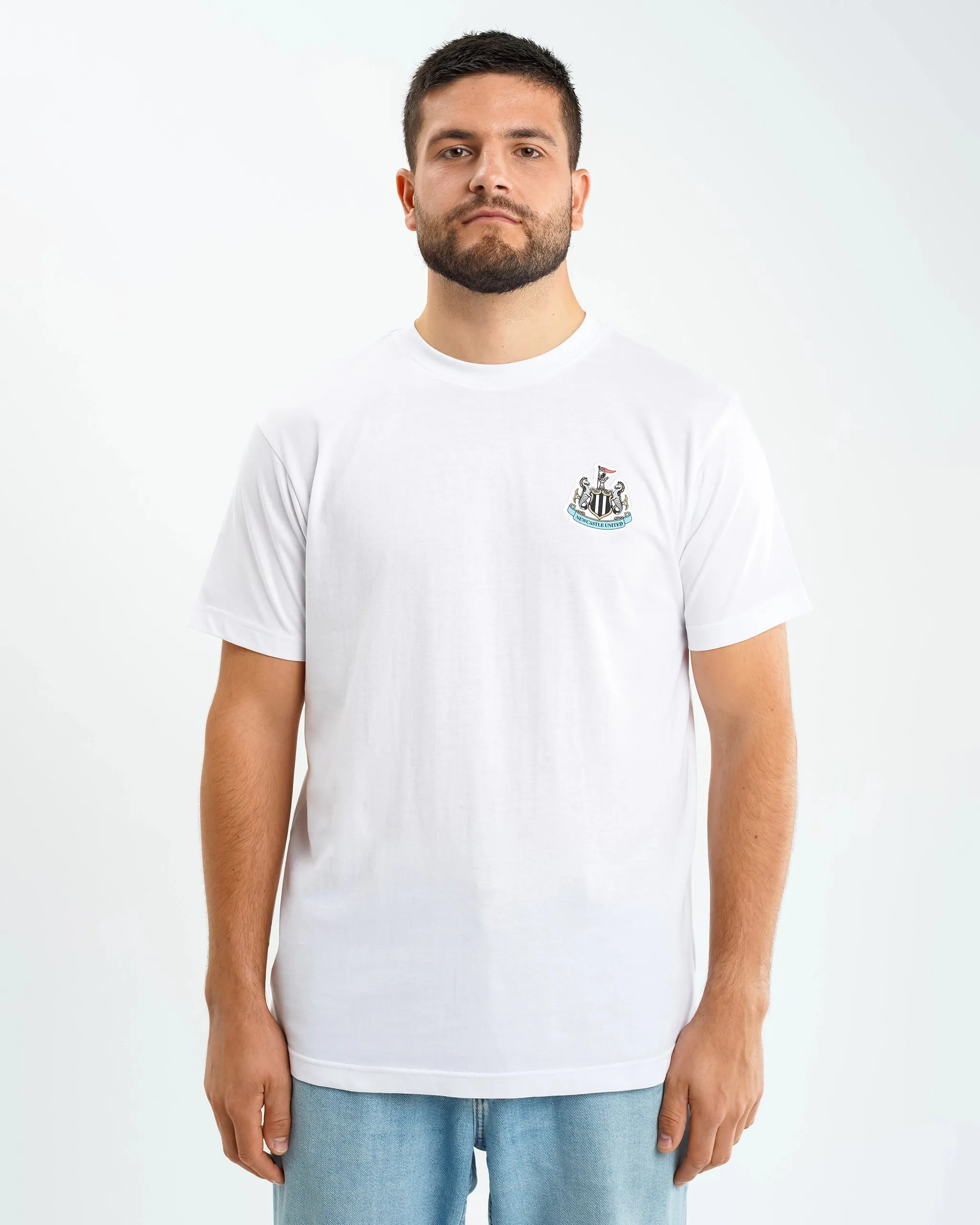Newcastle United Men's White Terrace Crest T-Shirt Comfortable Casual Seasonal Smart