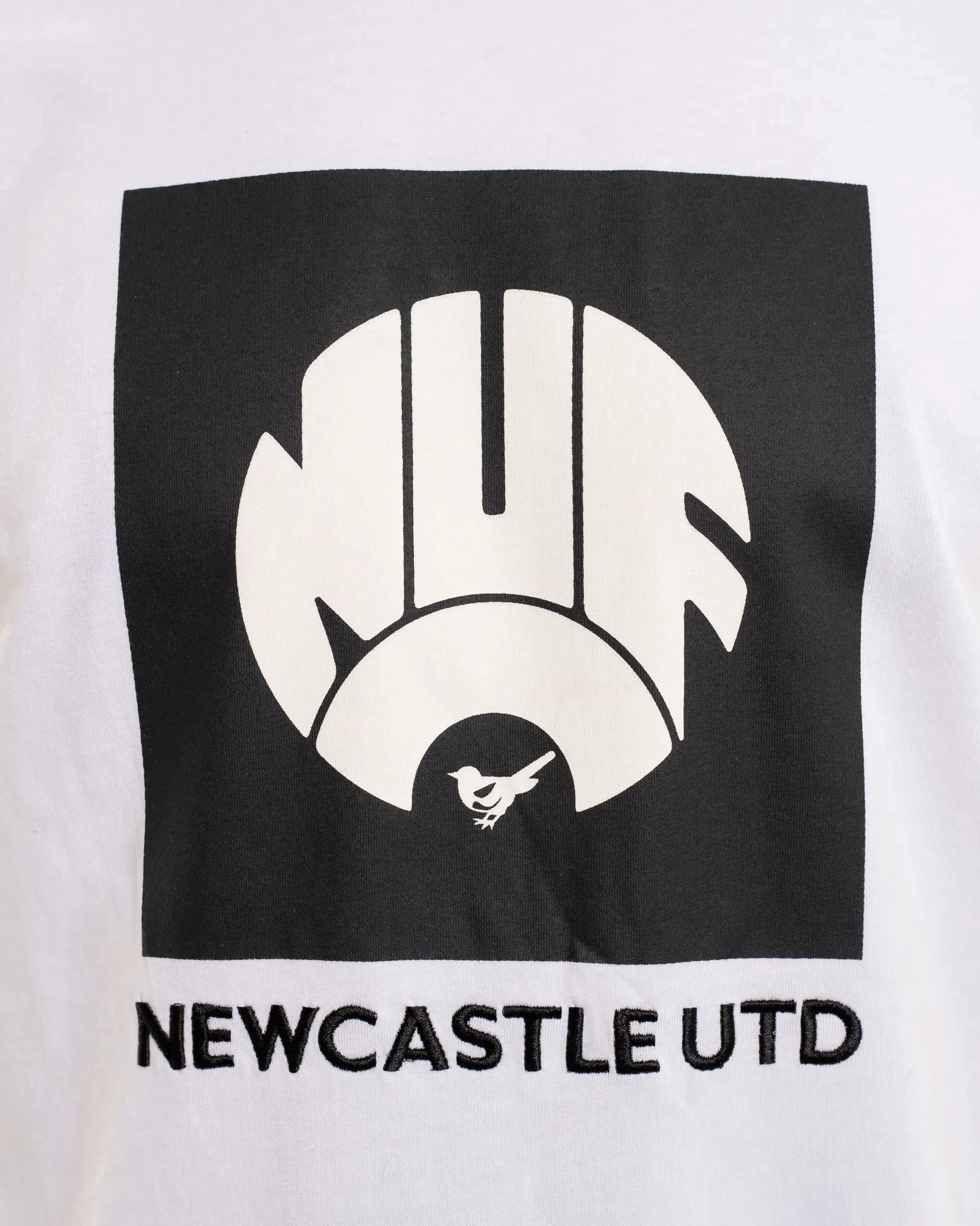 FlexibleKnit Easygoing Wear Newcastle United Men's Black Retro Crest T-Shirt