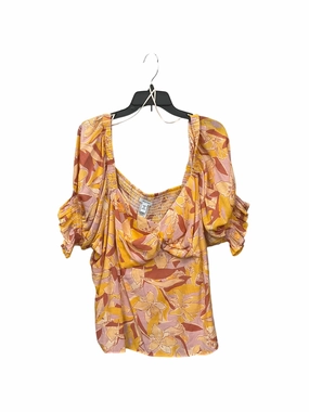 Blouse 3/4 Sleeve By Nine West In Tropical Print, Size: 4x Curved Hem Design