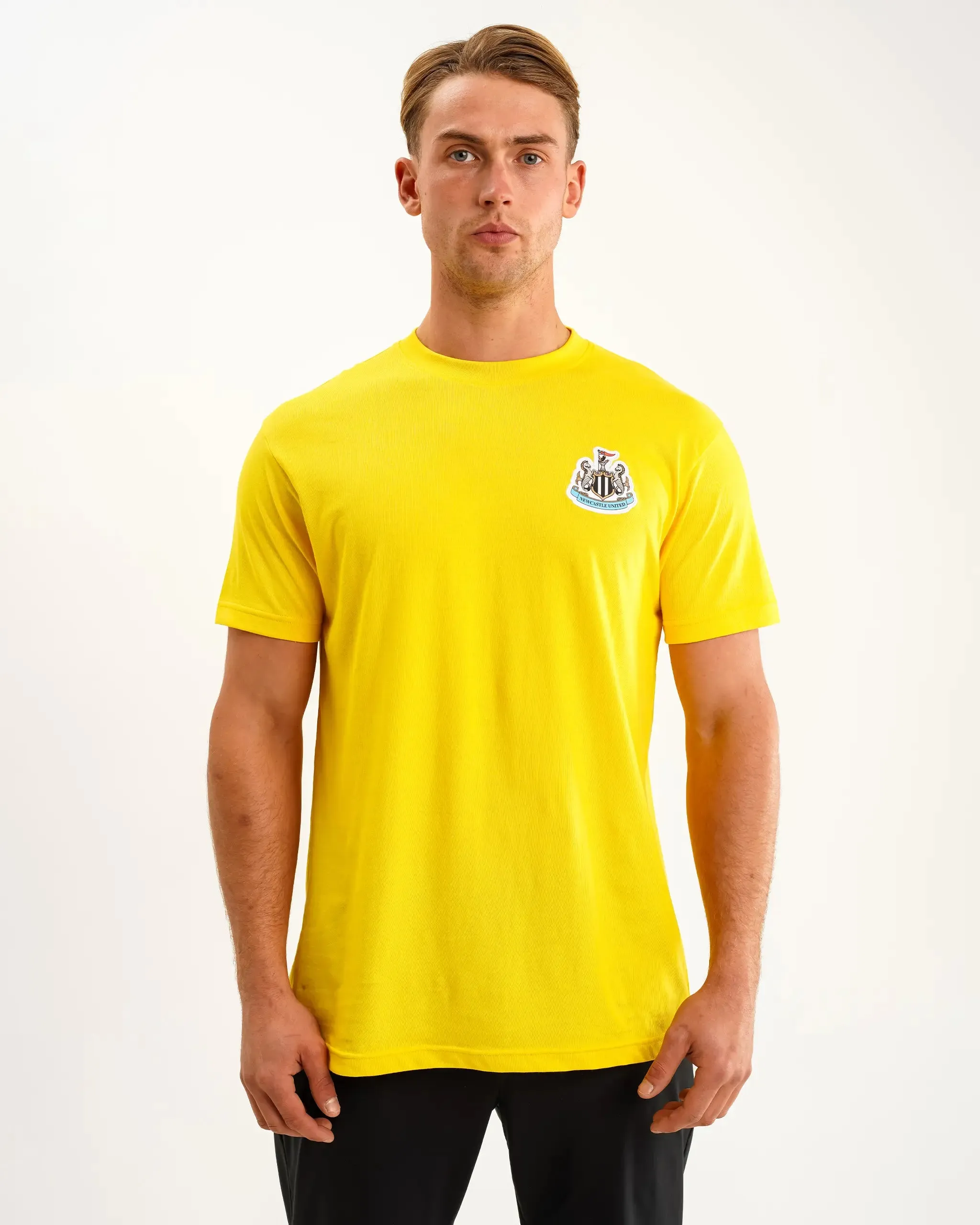 LayeringFriendly Newcastle United Men's Yellow Terrace Crest T-Shirt