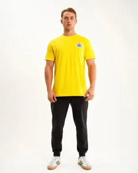 Slim Comfort Urban Style Trend Newcastle United Men's Yellow Terrace Crest T-Shirt