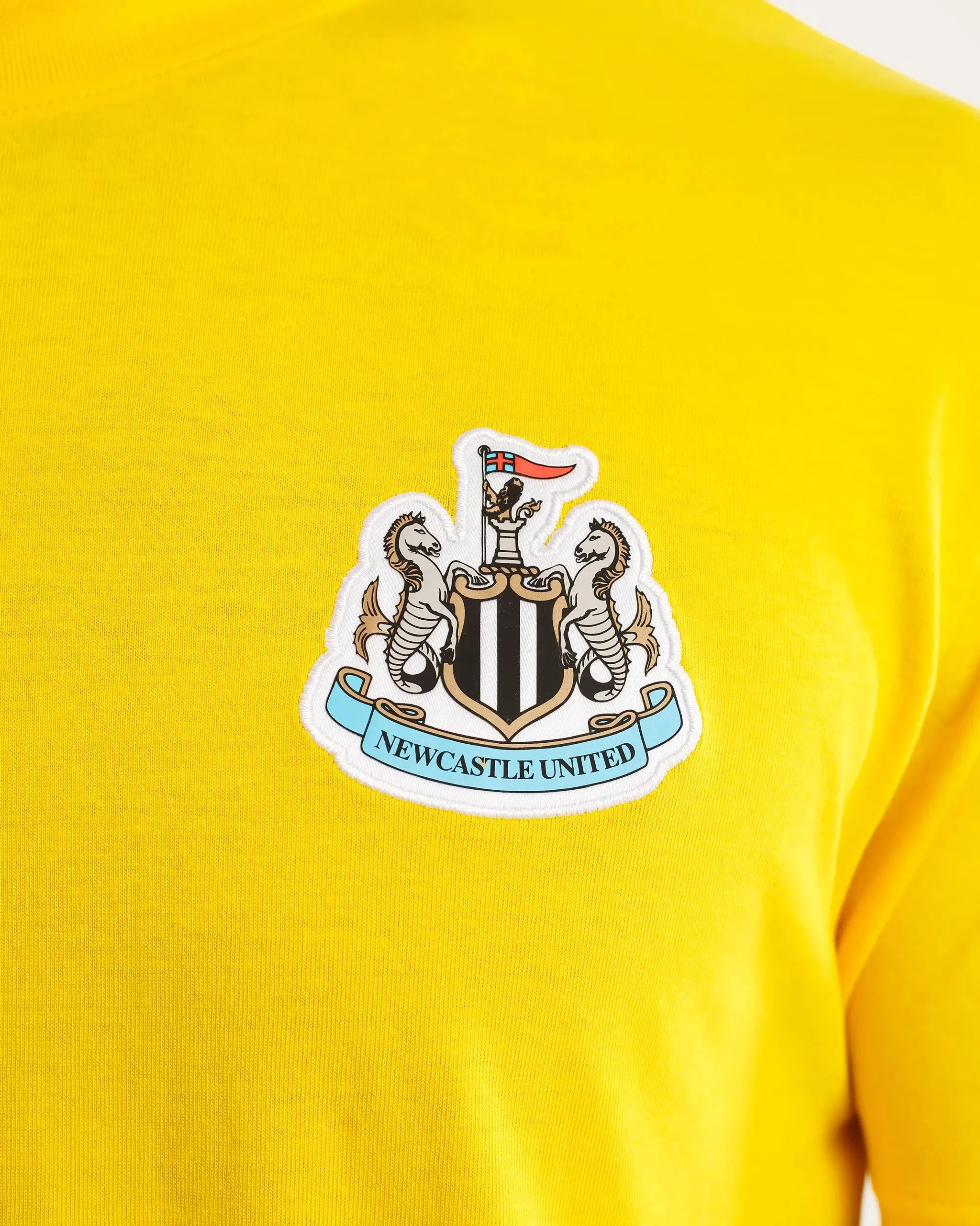 Newcastle United Men's Yellow Terrace Crest T-Shirt Office Casual