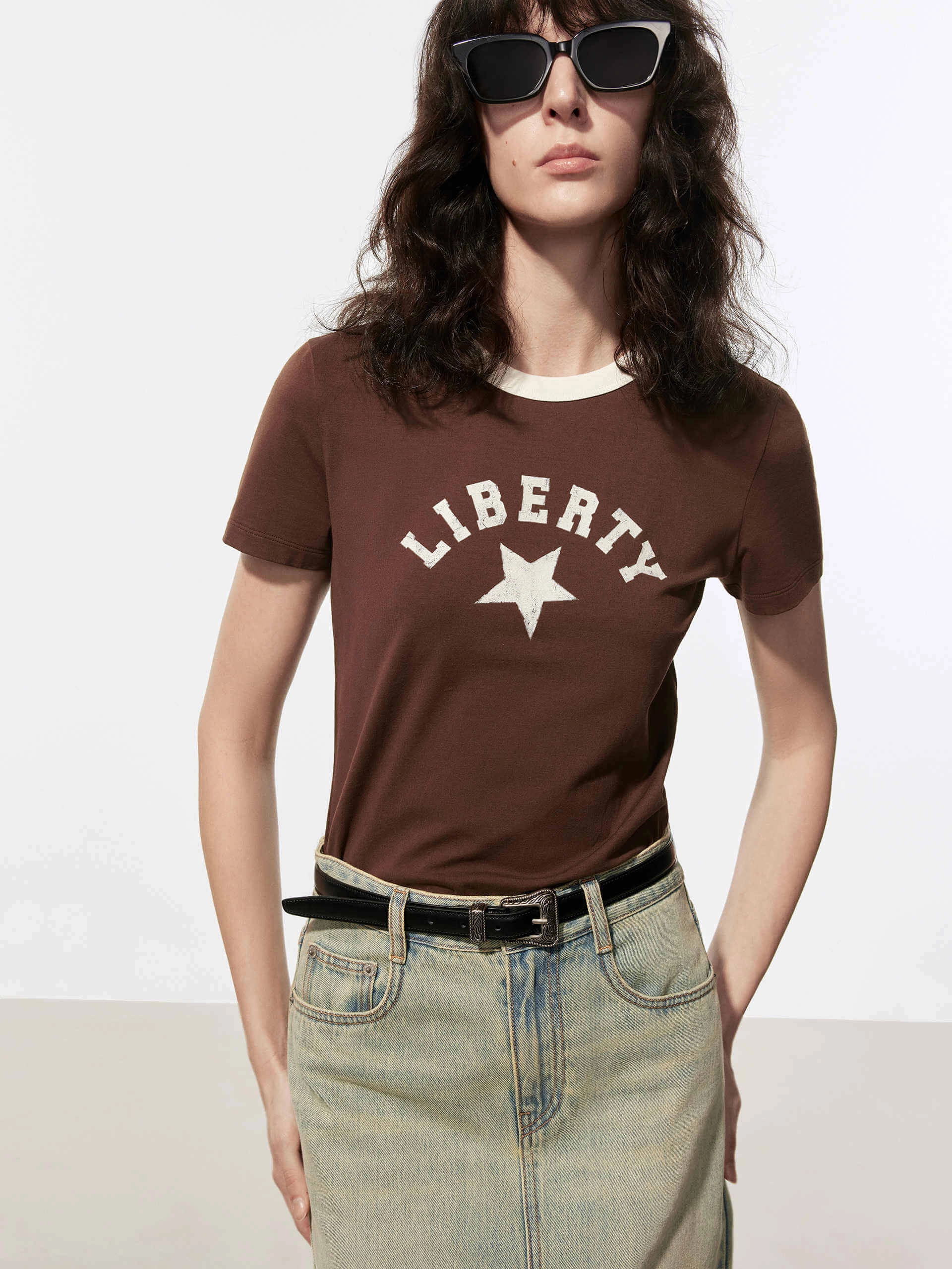 Contrast Collar Cotton T-shirt Dynamic Flex Panels Wicking Inner Layer