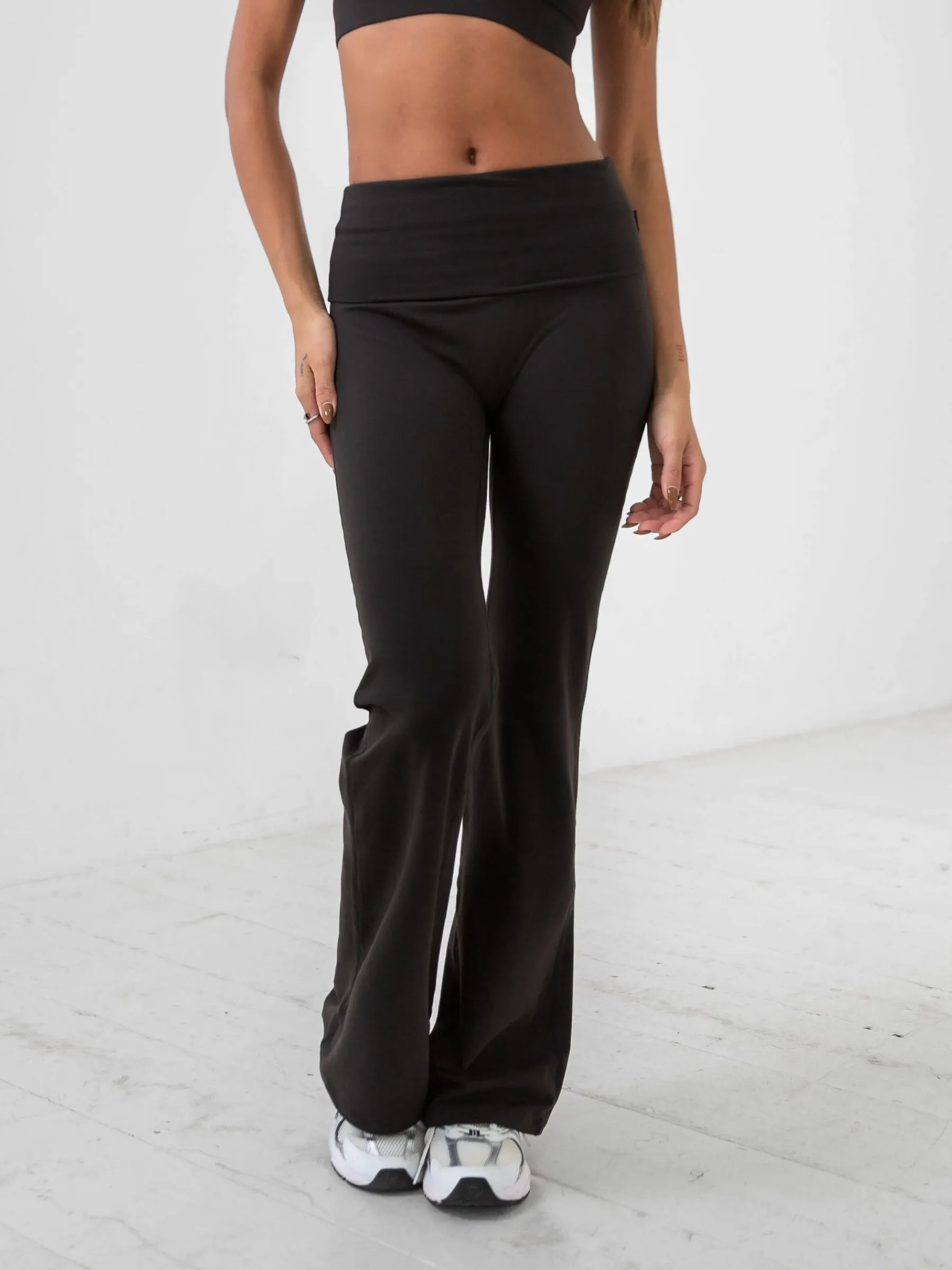 Smooth Waist Reform Yoga Pants - Black