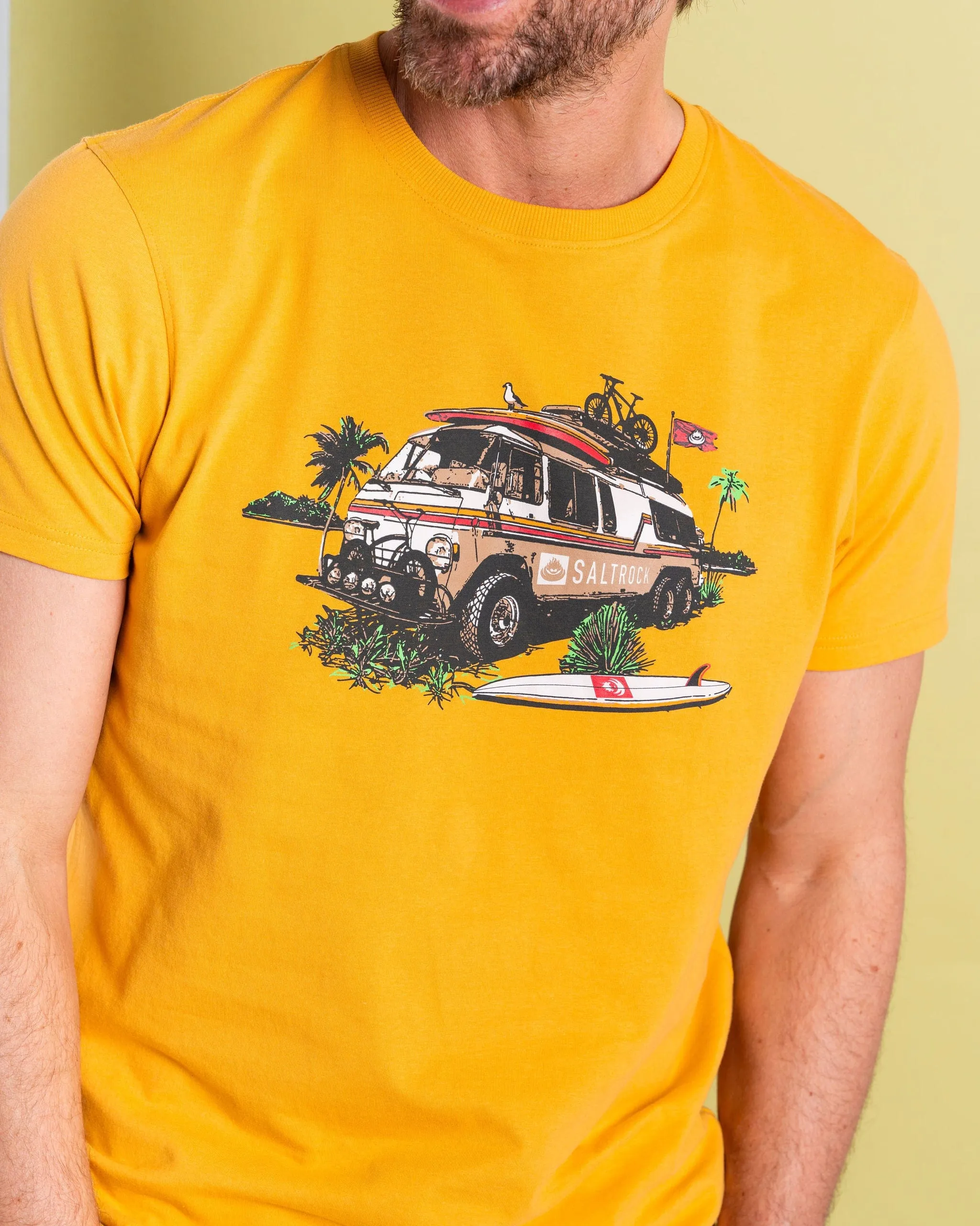 Ultra Soft Blended Textile High-Quality Cotton Retro Camper - Mens Short Sleeve T-Shirt - Yellow